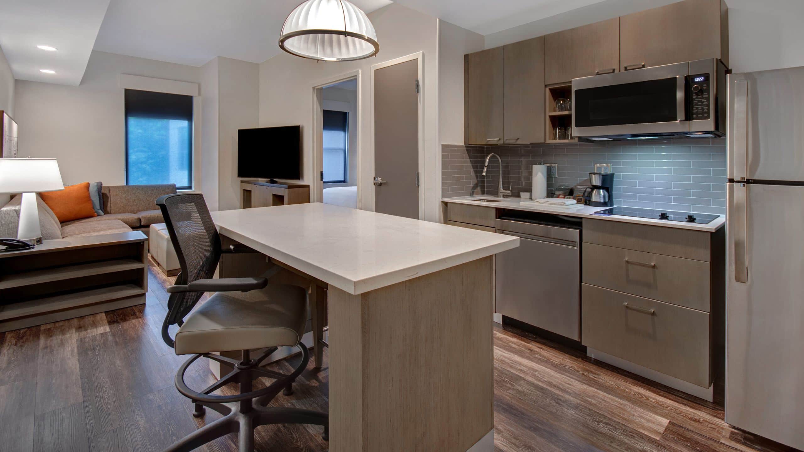 One Bedroom Kitchen Suite | King Bed (plus sofa bed) - Image 1