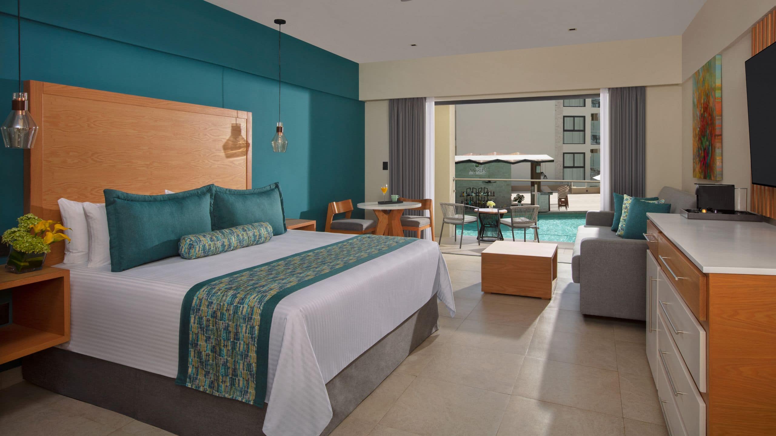 Preferred Club Jr Suite Pool View Double Beds - Image 1