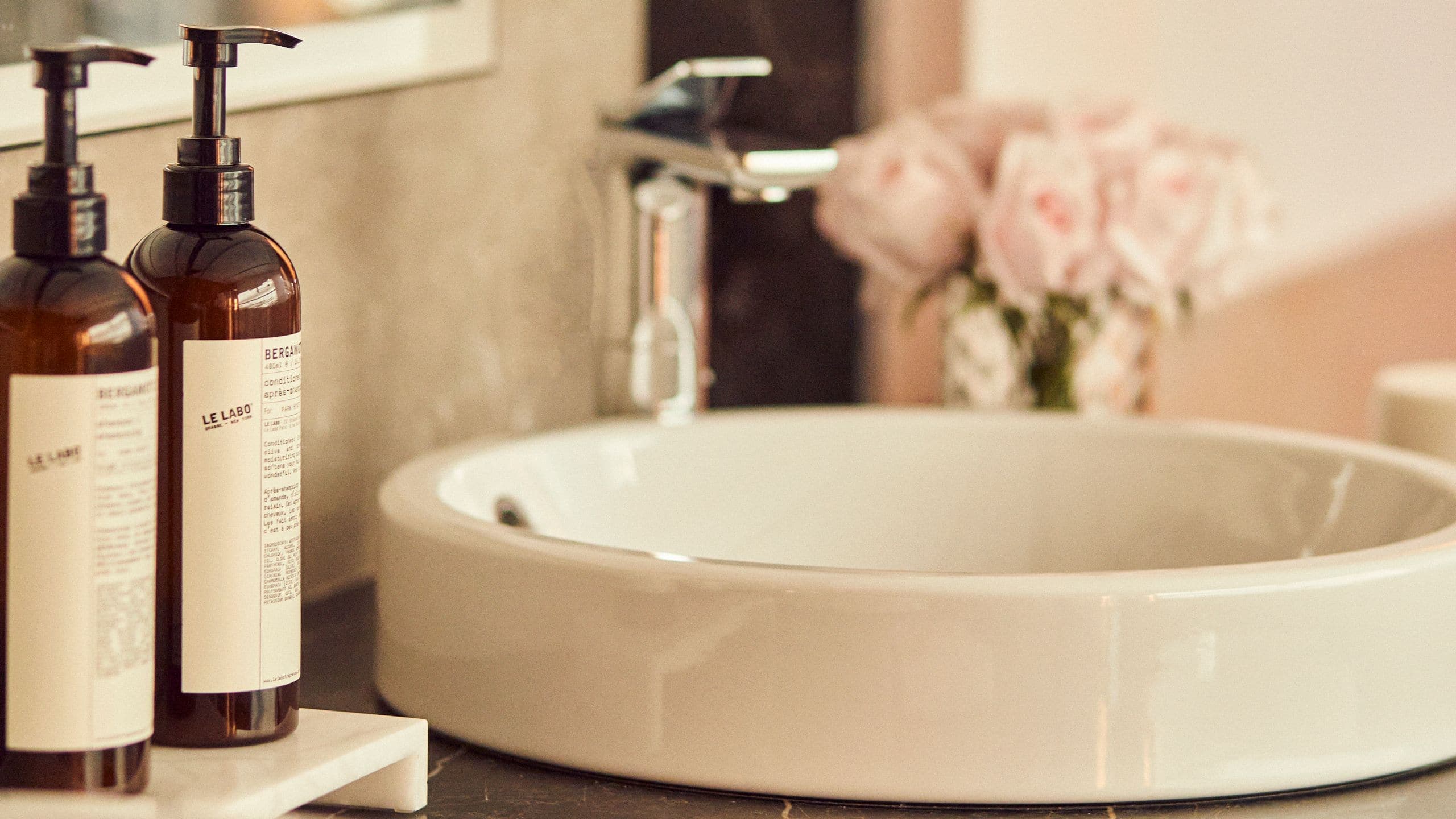 1 King Bed - Image 5