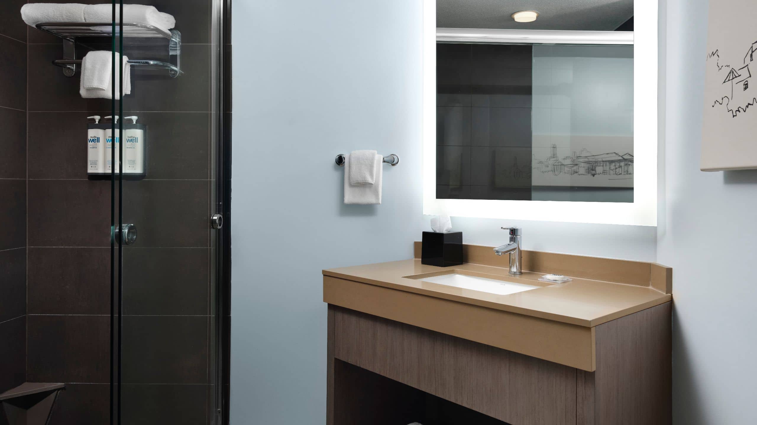 One Bedroom Suite Two Queen Beds - Image 3