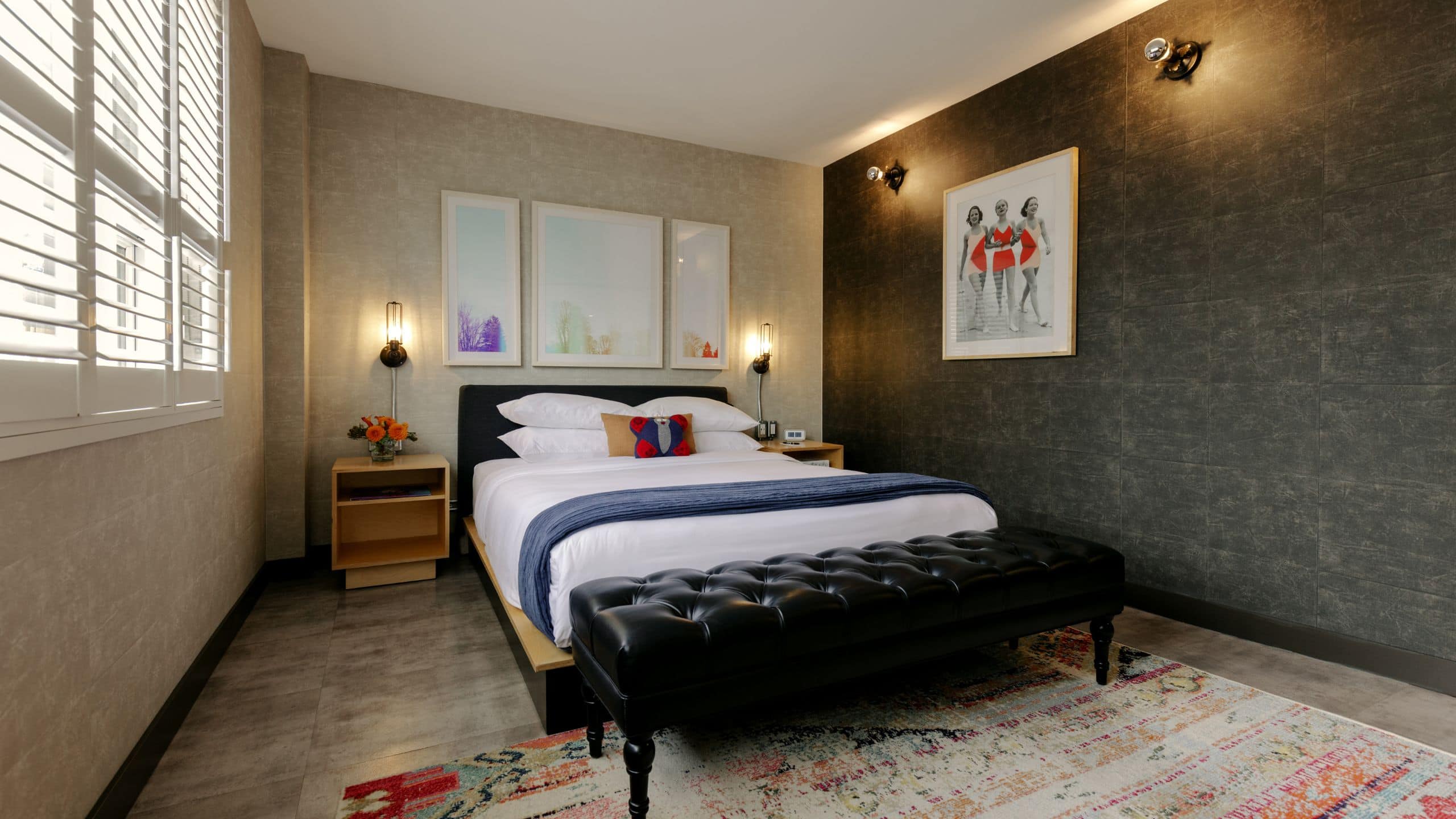 Accessible | 1 Queen Bed with Roll-in Shower - Image 1