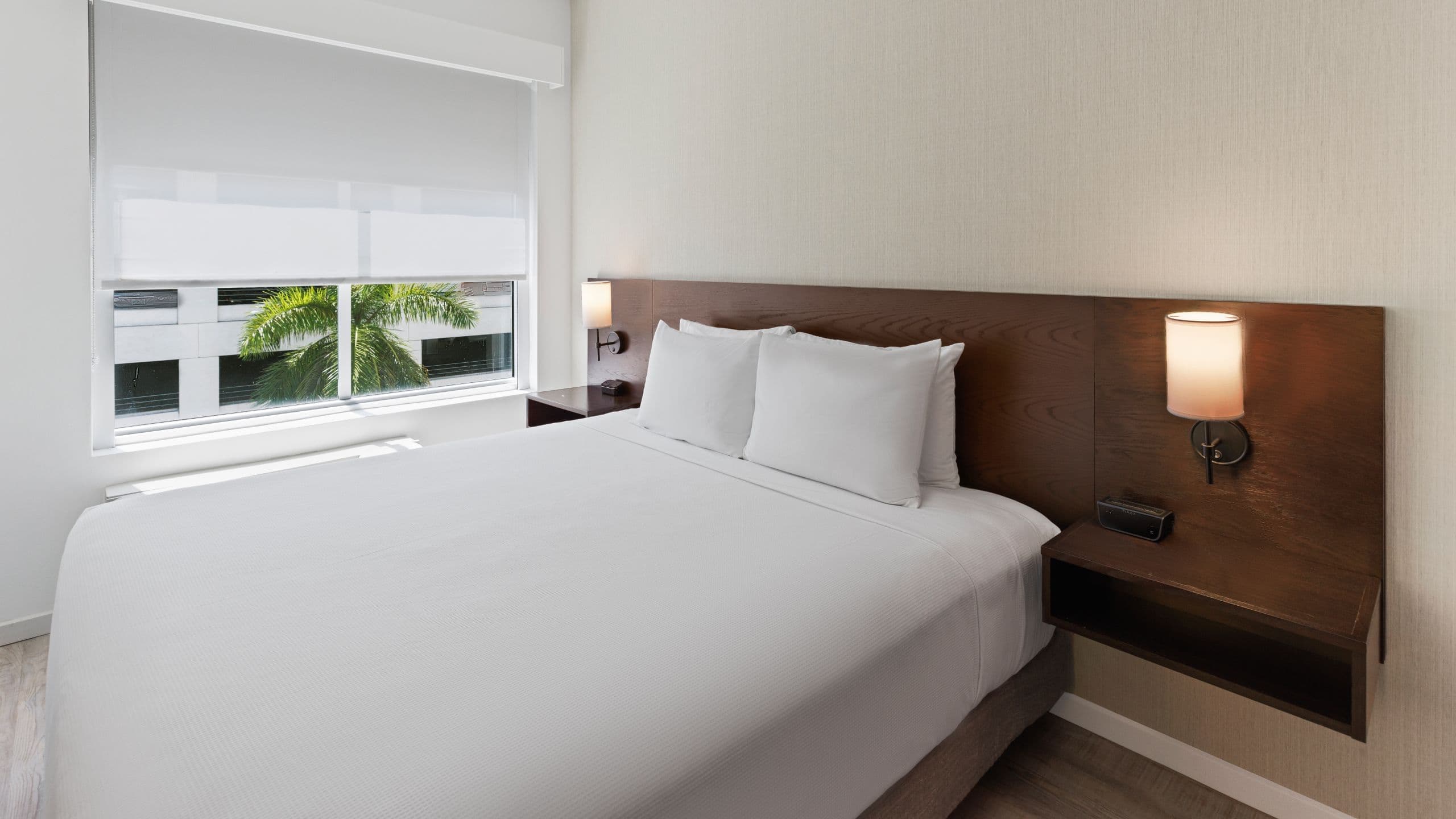 King Bed (with sofa bed) - Image 5