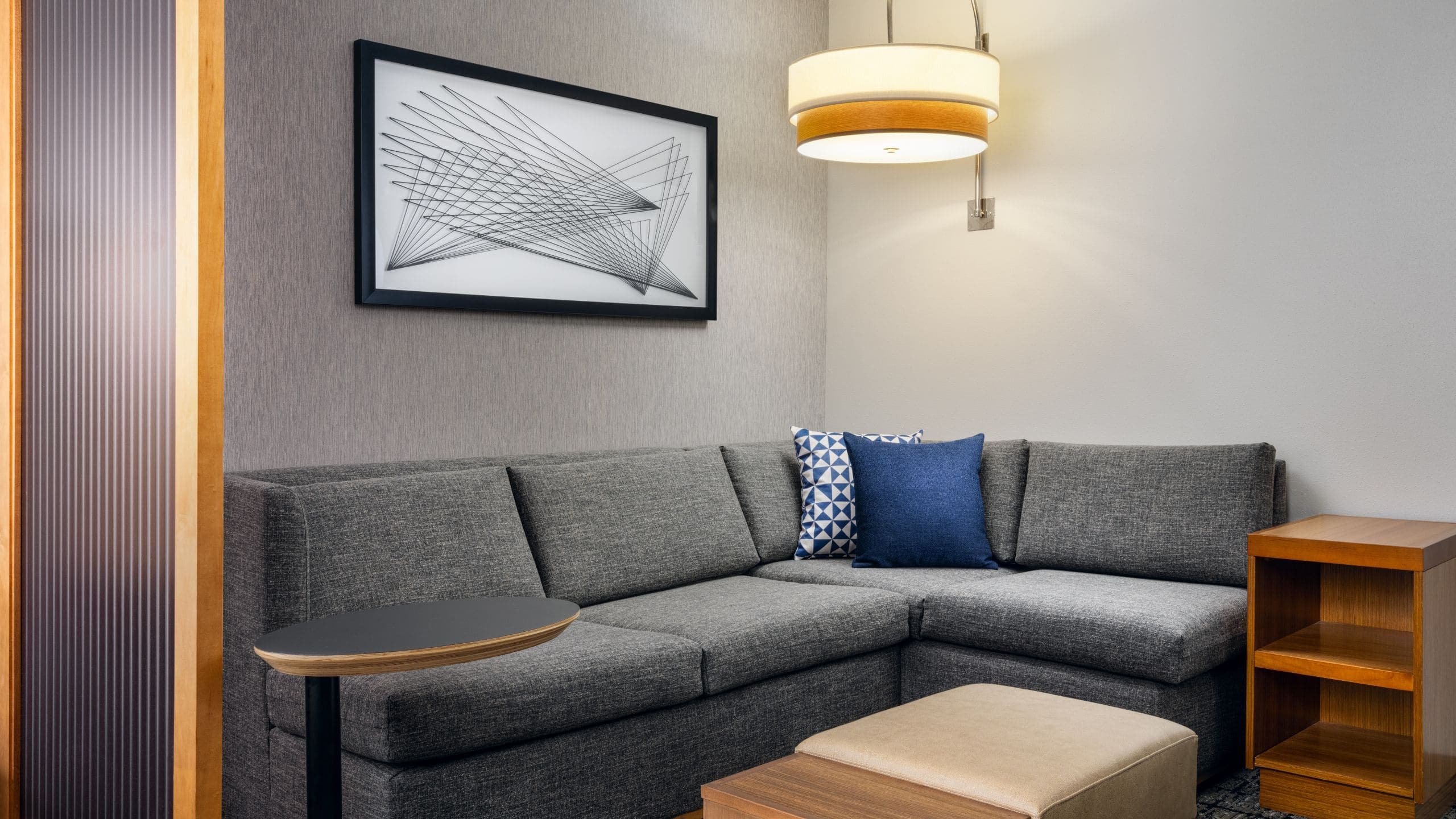 King Bed (with sofa bed) - Image 3