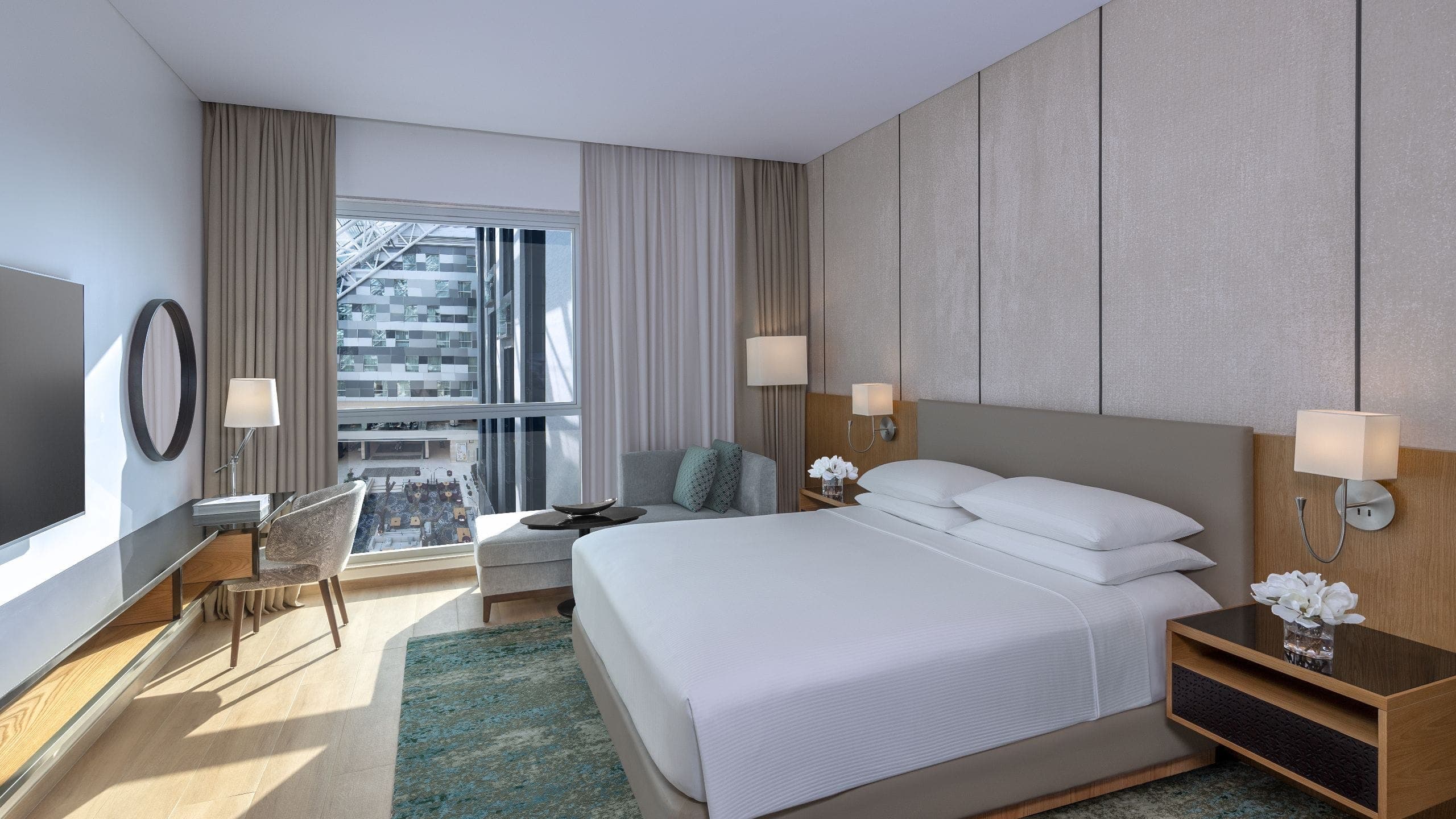 1 King Bed - Image 1