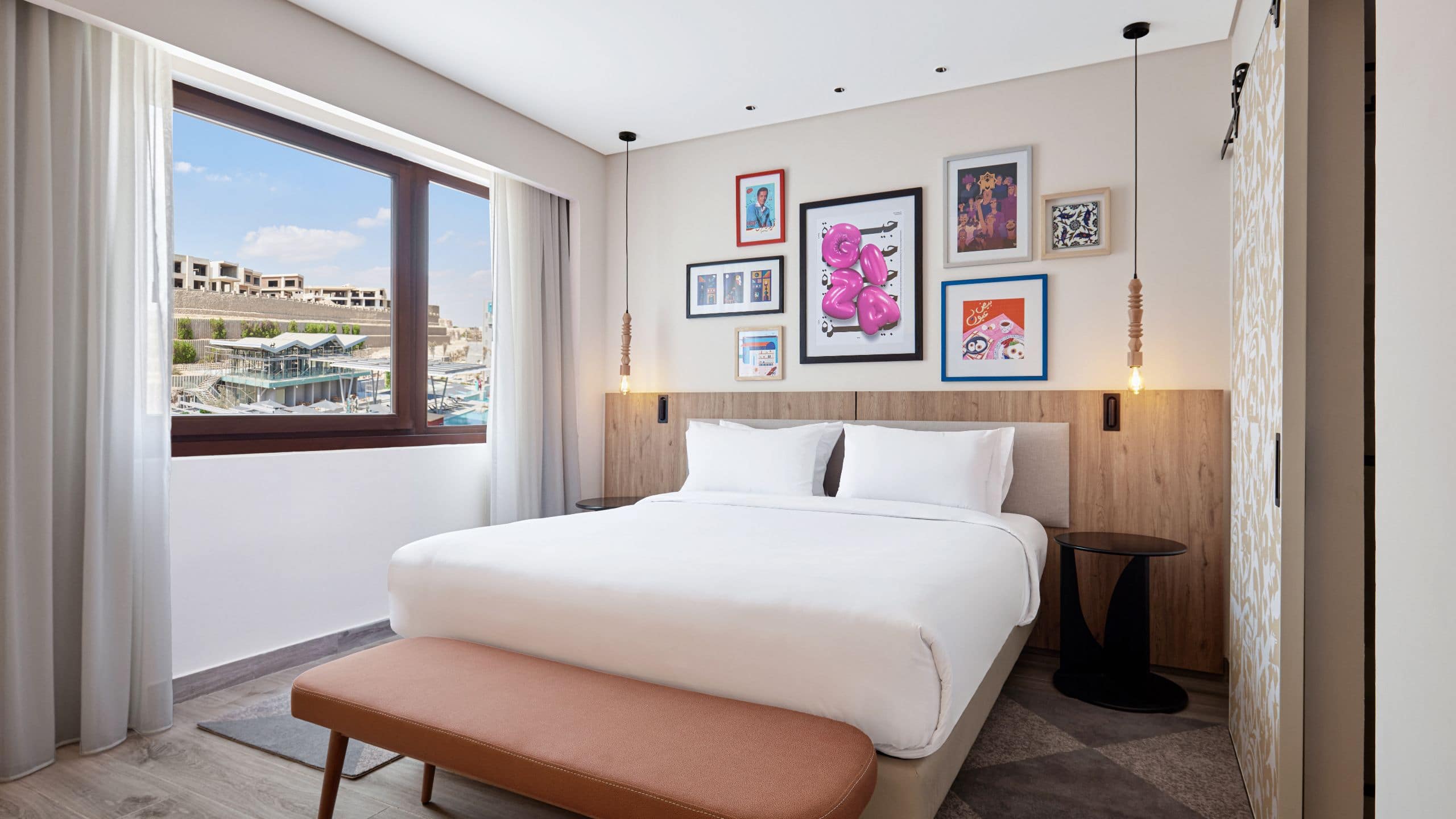 1 Bedroom Suite Deluxe - Image 1