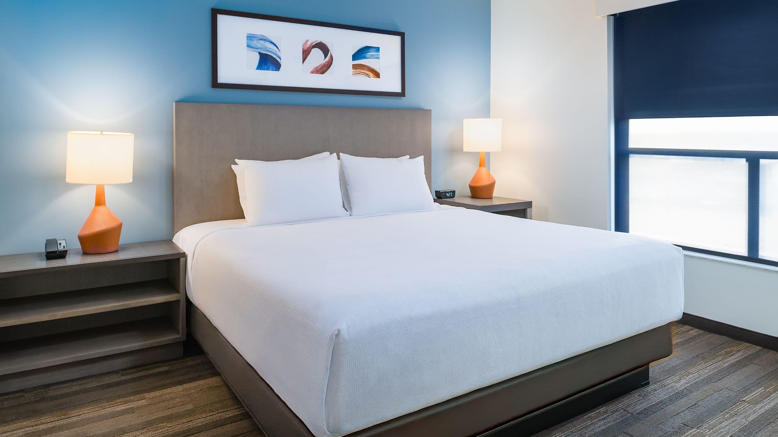 One Bedroom Kitchen Suite | King Bed (Plus Sofa Bed) - Image 2