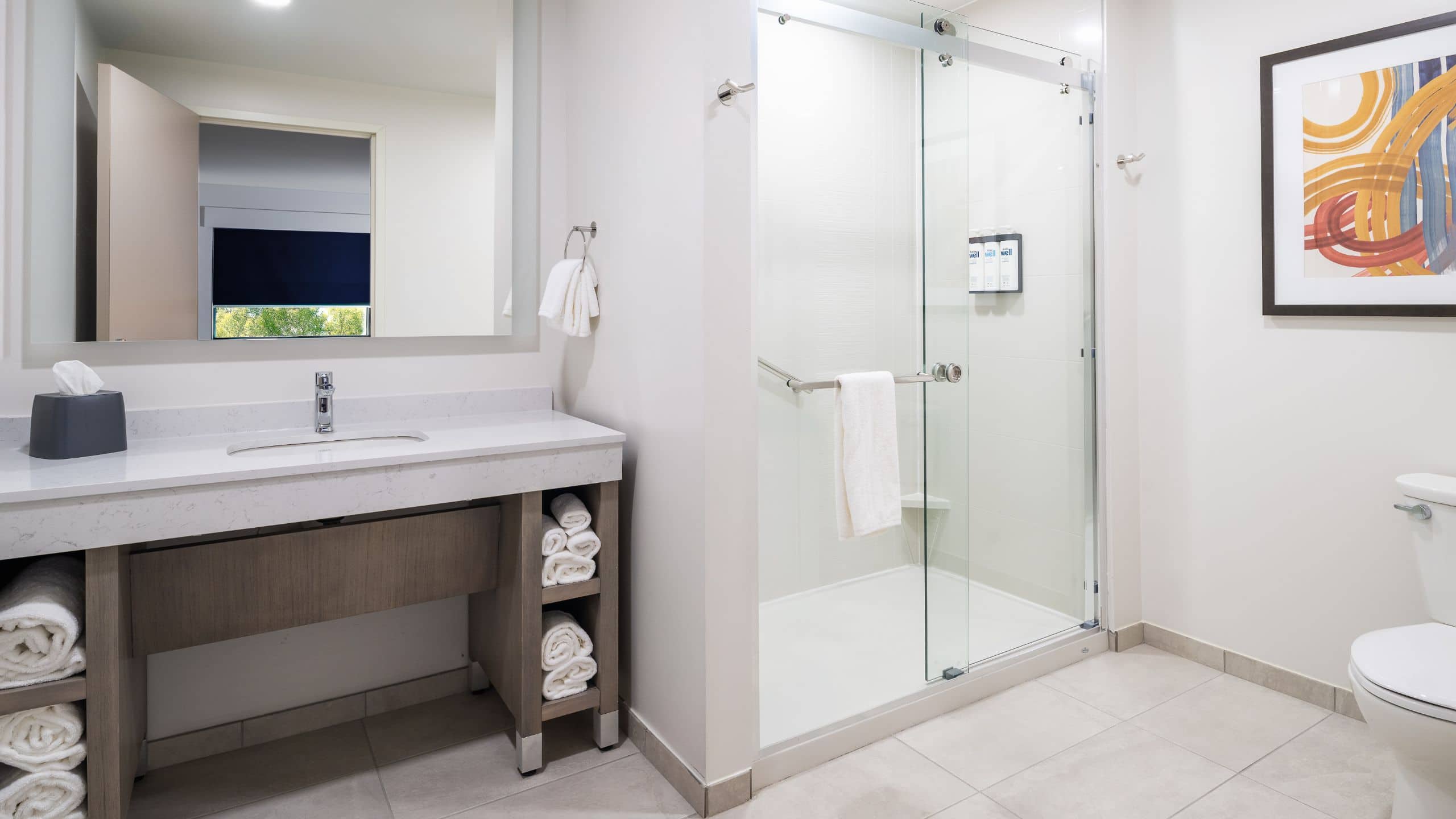 One Bedroom Kitchen Suite | King Bed (Plus Sofa Bed) - Image 3