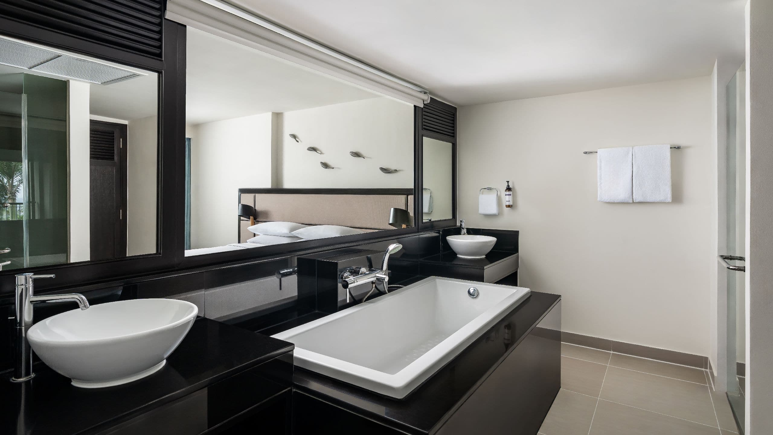 2 Bedroom Regency Suite - Image 4