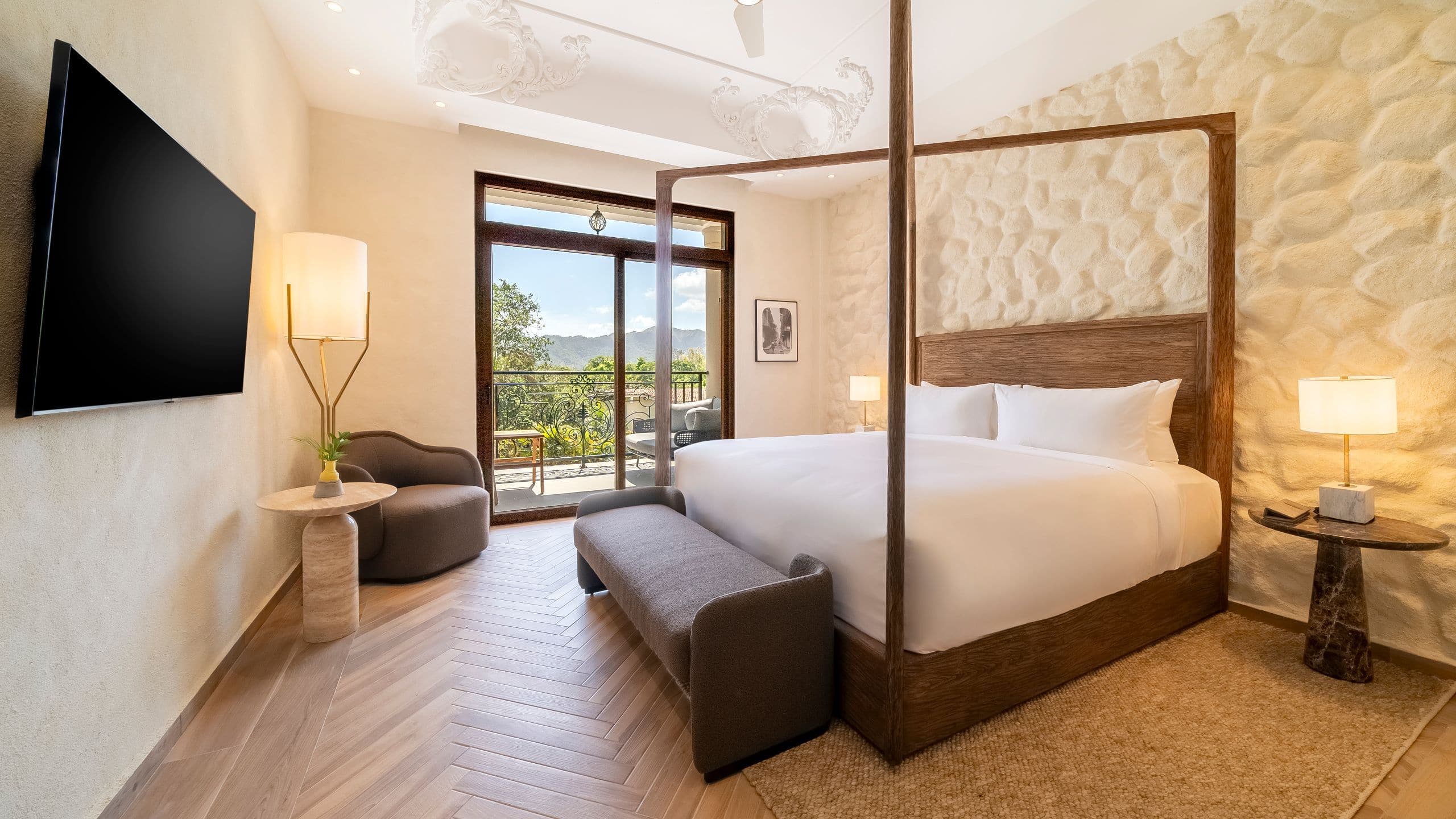 King Suite - Image 1