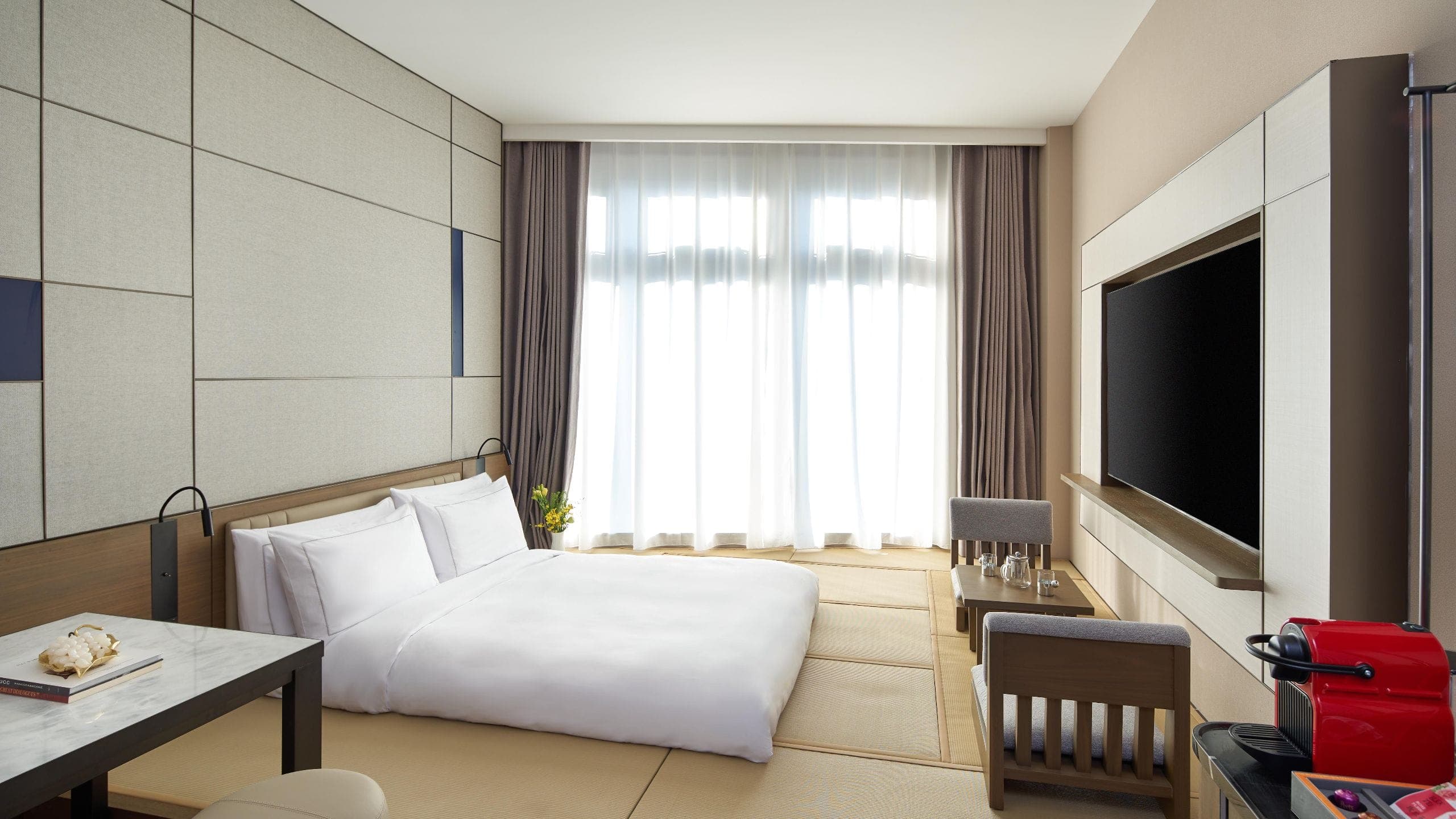 Tatami Queen - Image 1