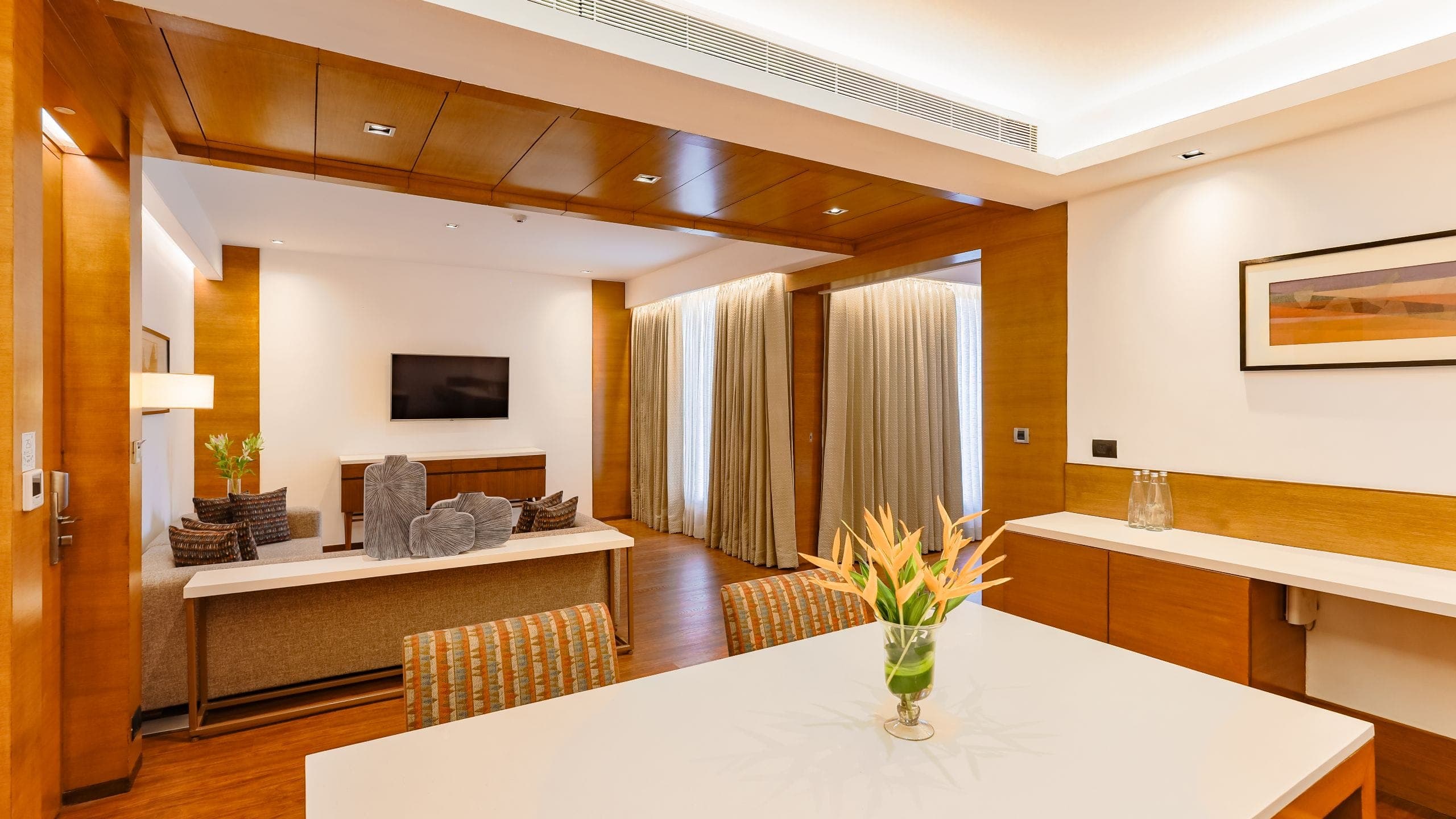 Hyatt Executive Suite - Image 6