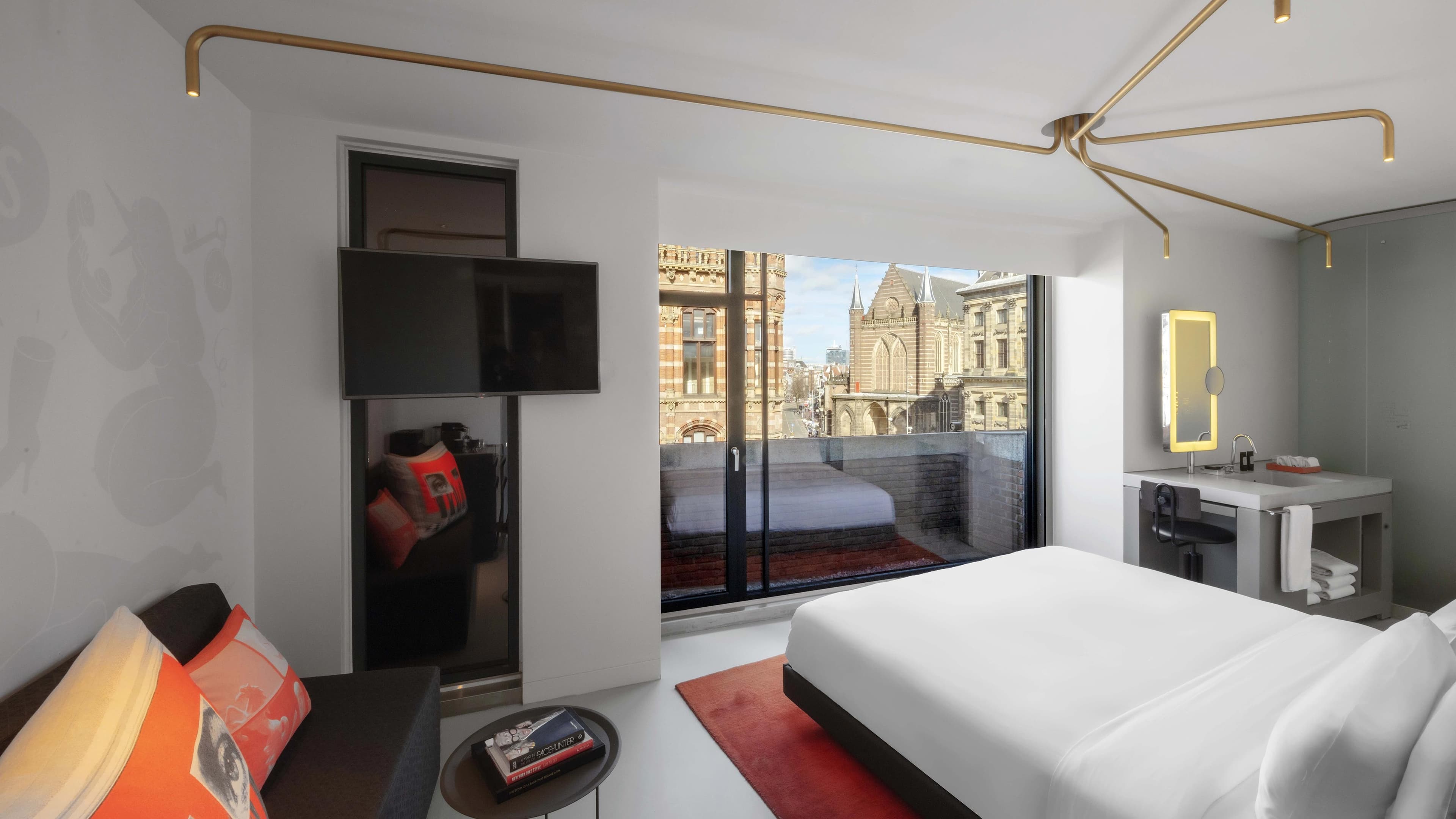 Deluxe Exchange - Image 4