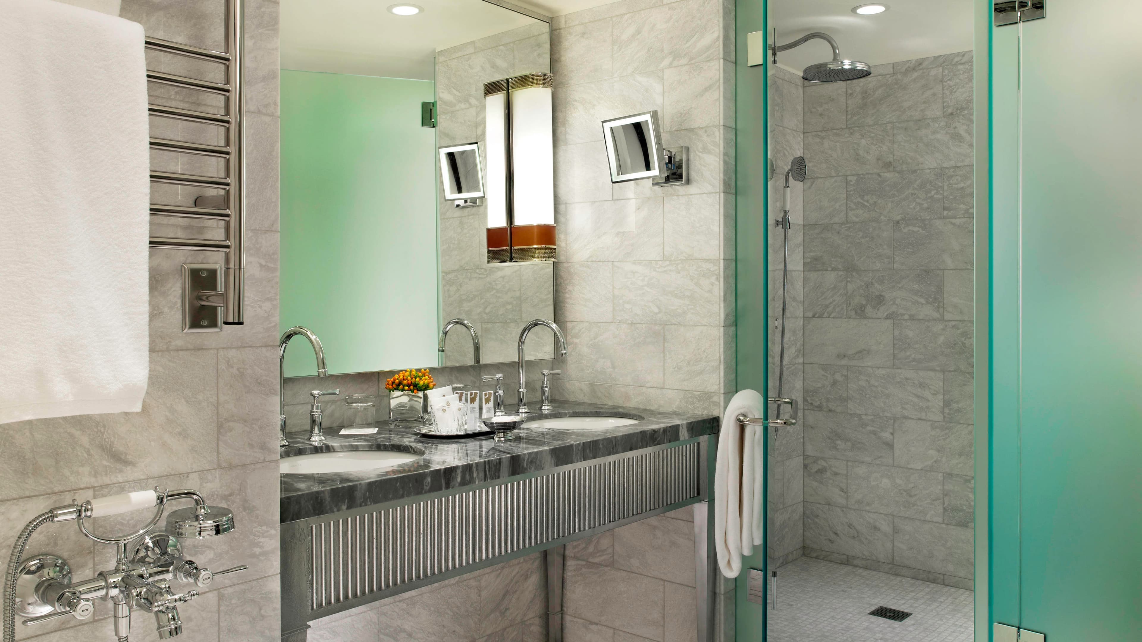 Deluxe Two Doubles - Image 6