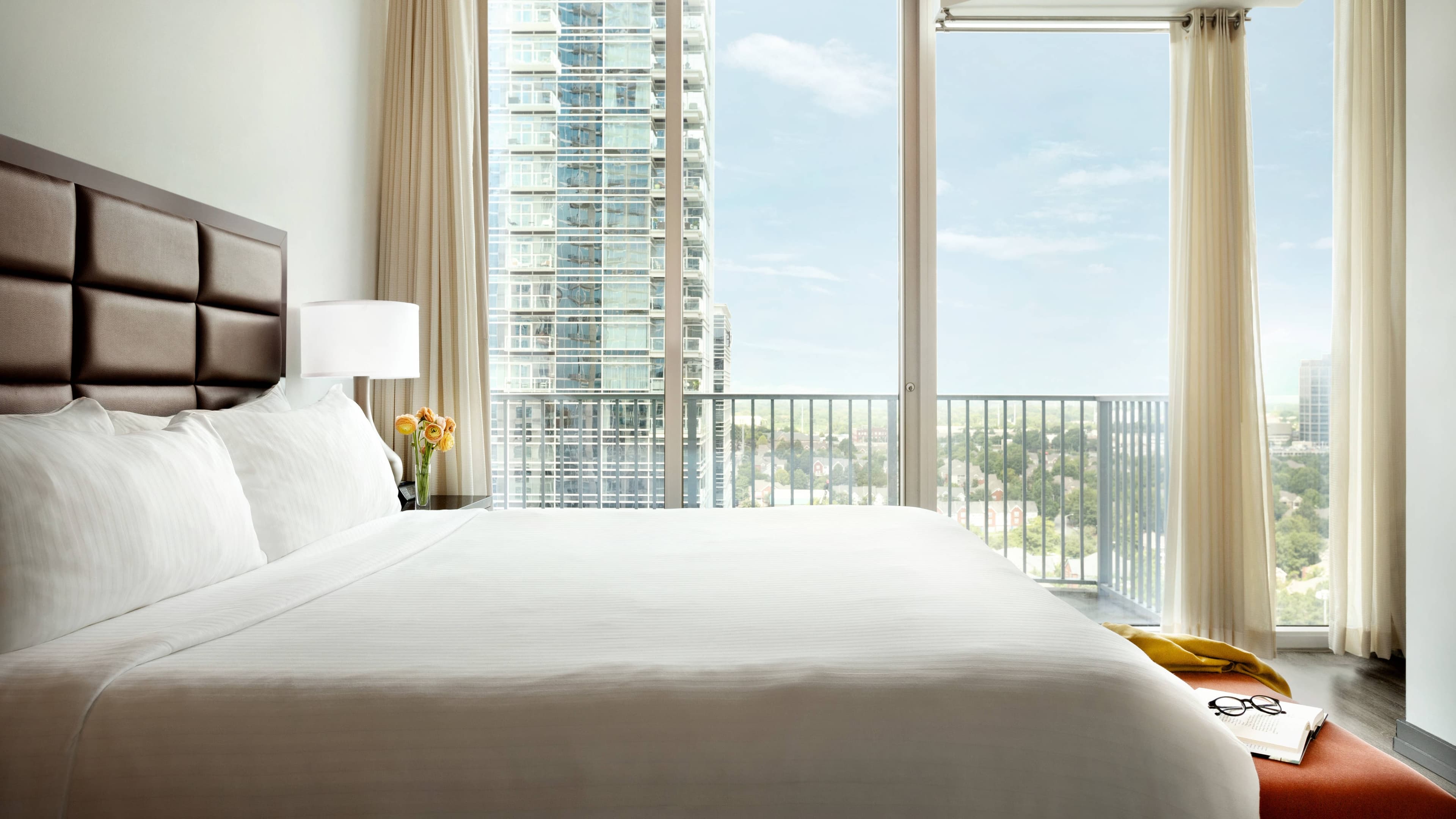 1 Bedroom Suite - Image 1