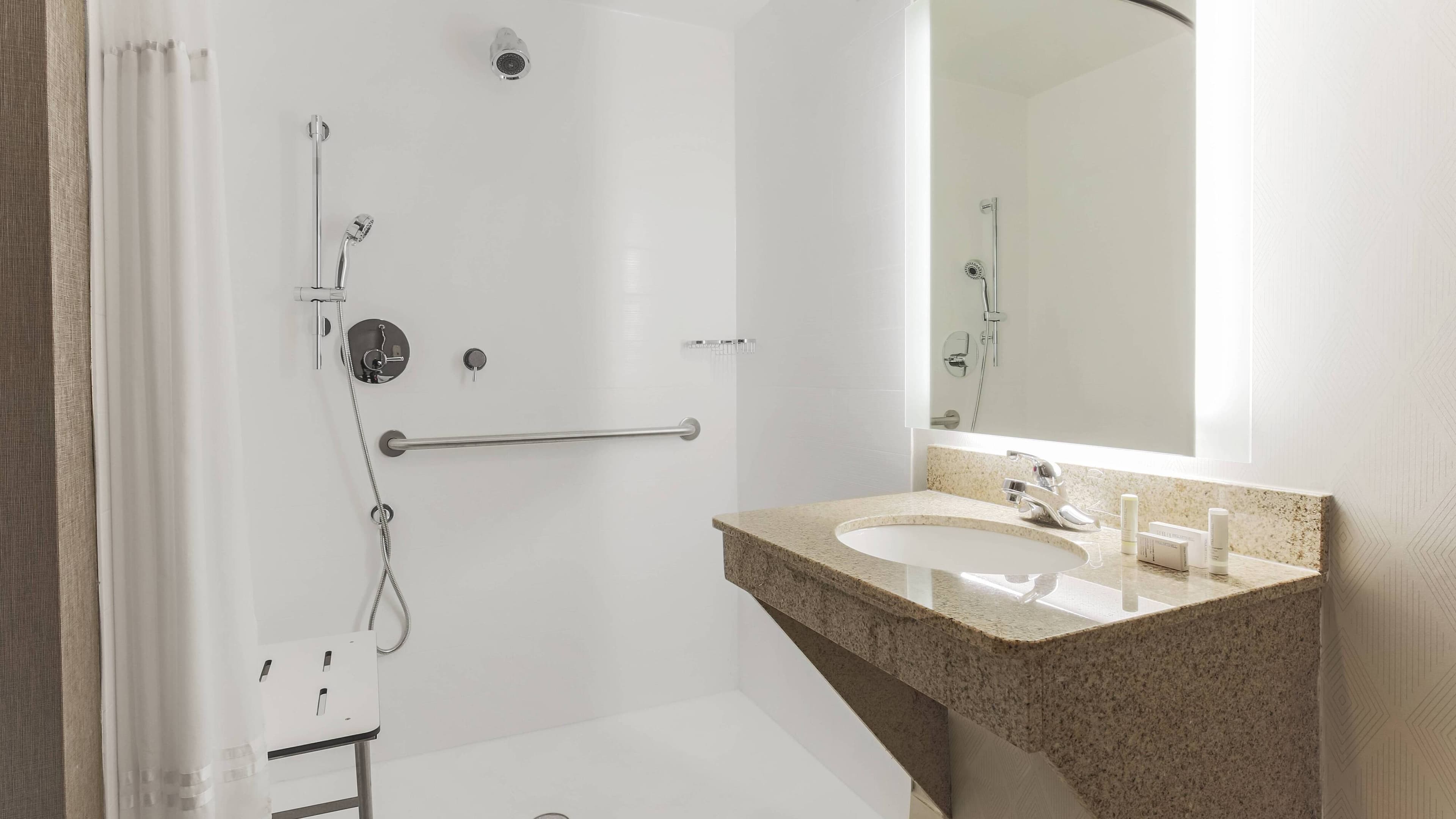 Studio Suite - Image 8