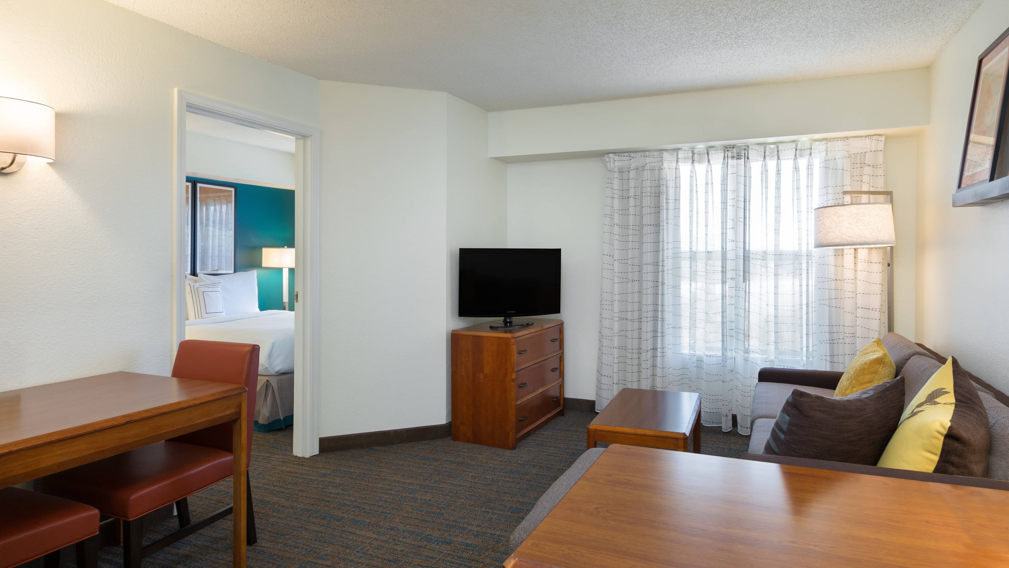 1 Bedroom Suite - Image 1