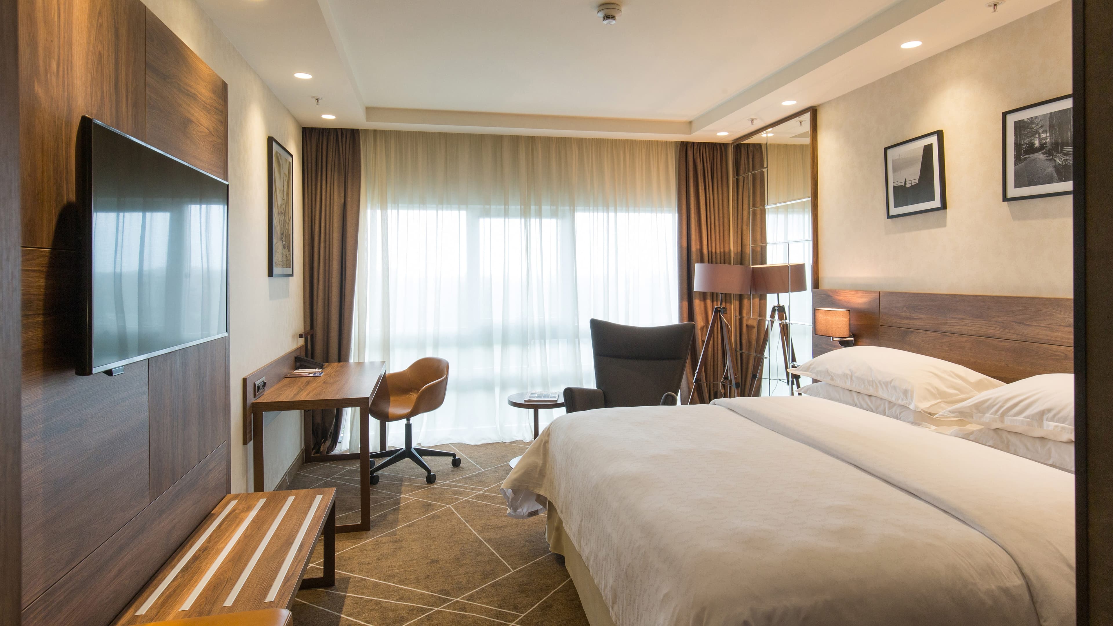 Superior Guest Room - Image 2