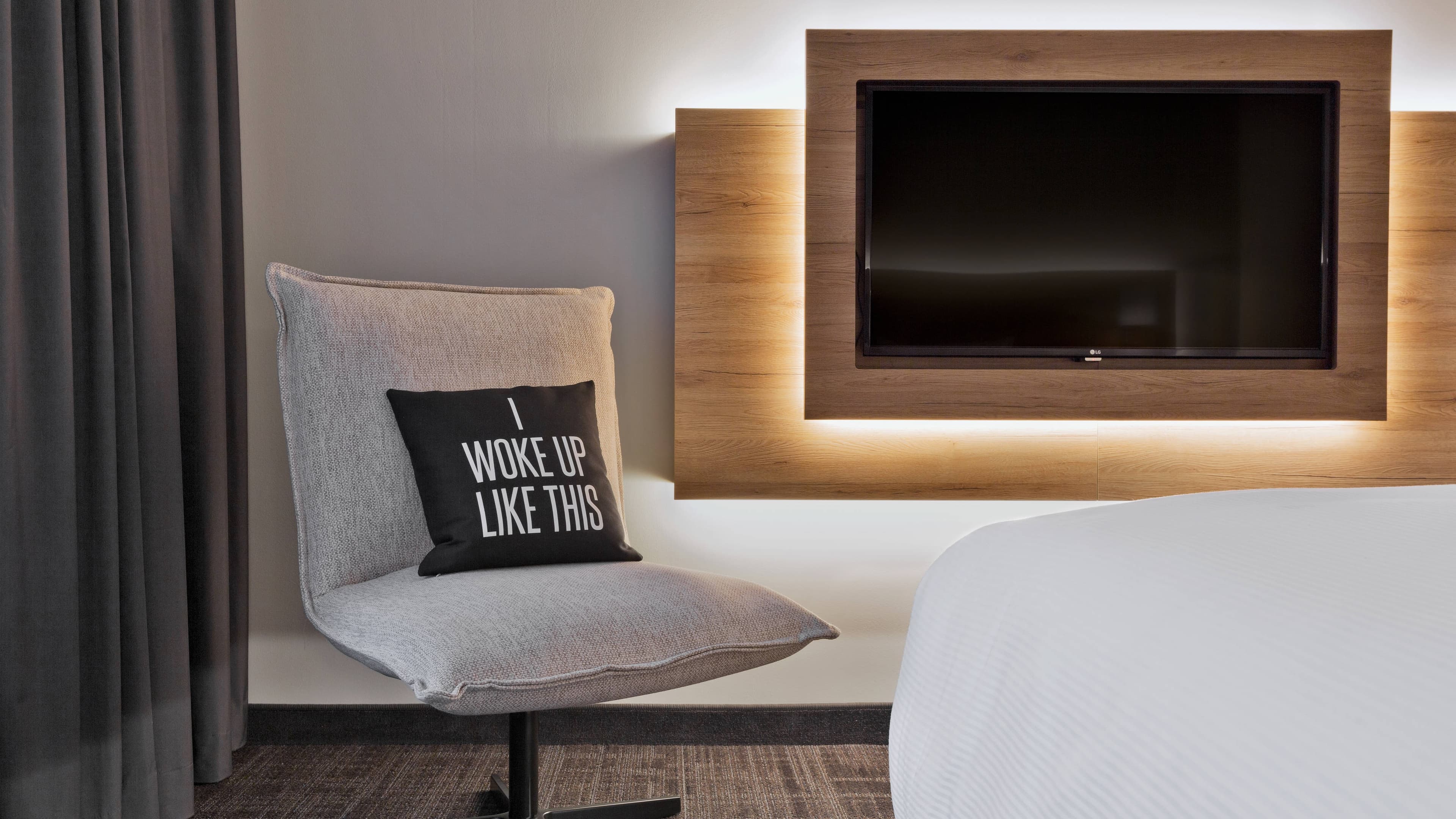 Moxy Sleeper - Image 3