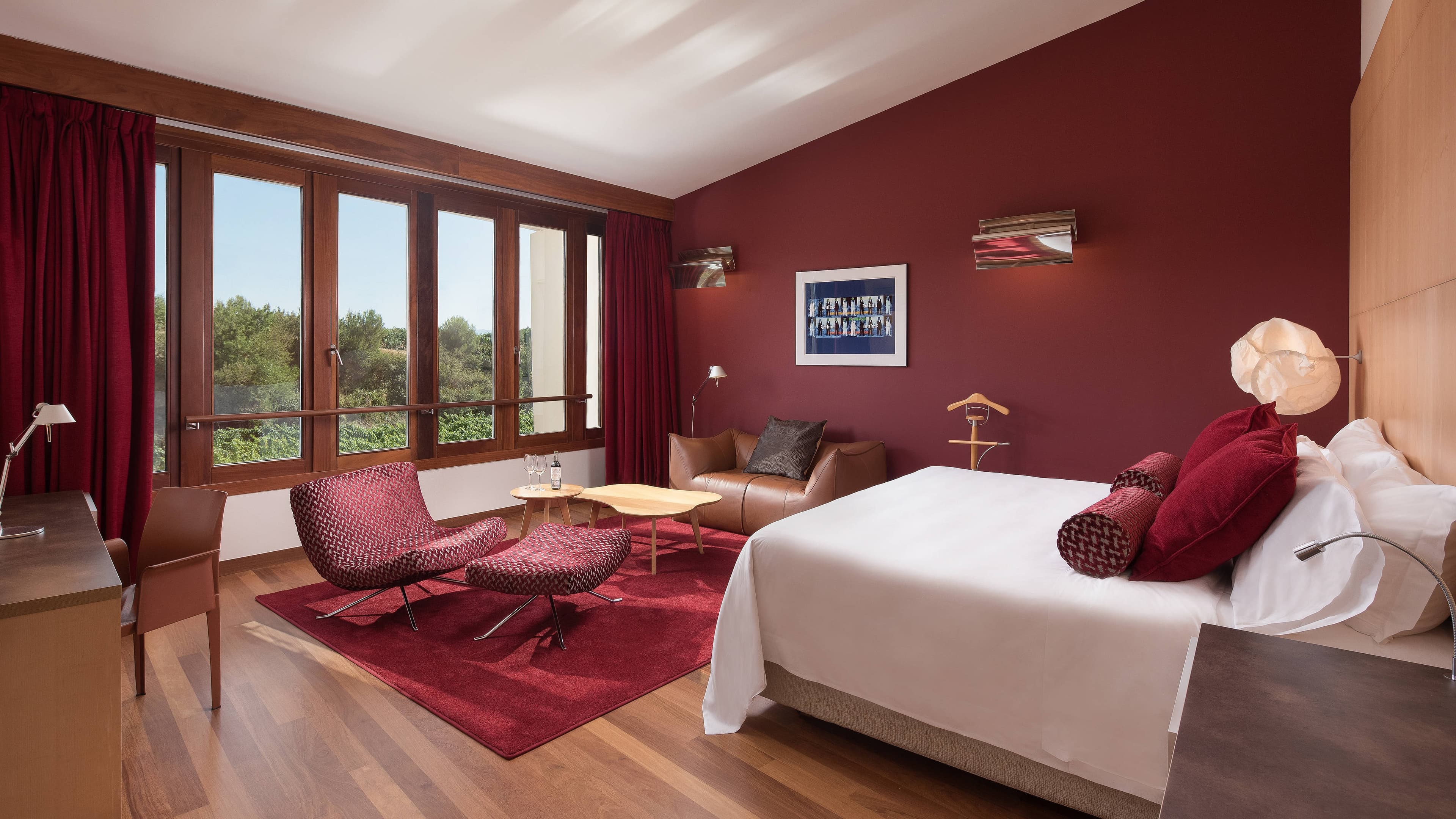 Deluxe Spa - Image 1