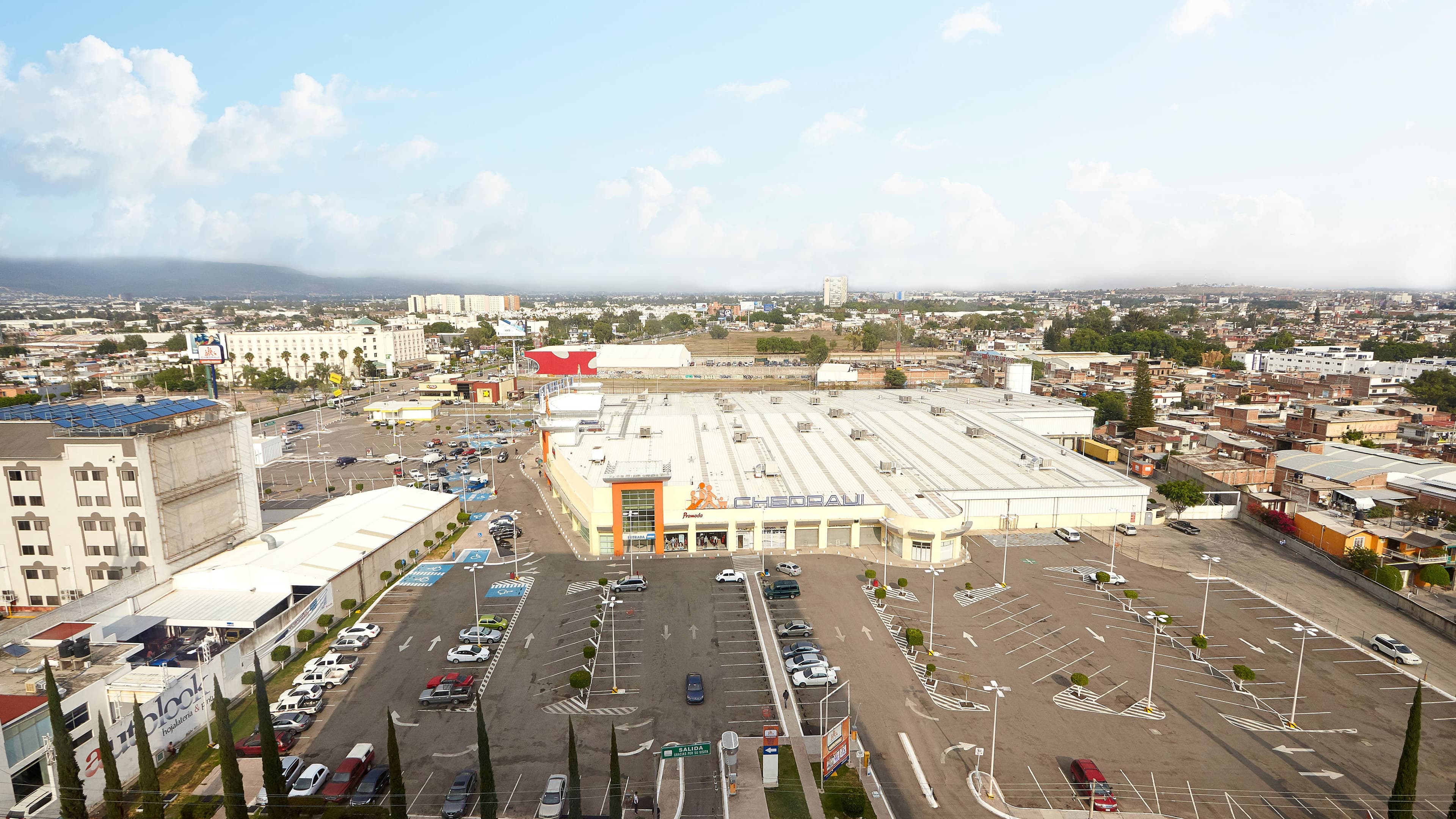 2 Queen beds - Image 2