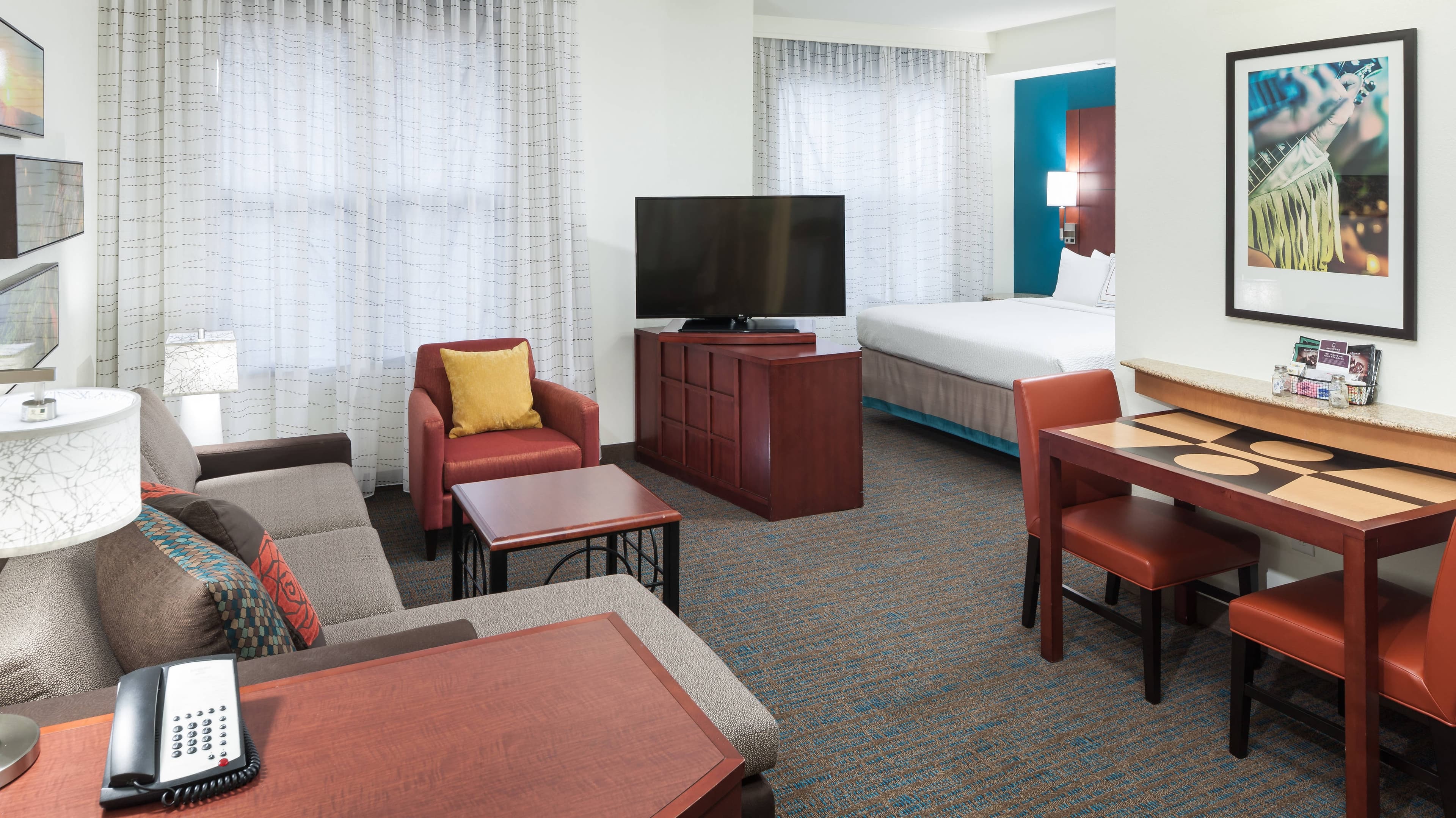 Studio Suite - Image 2