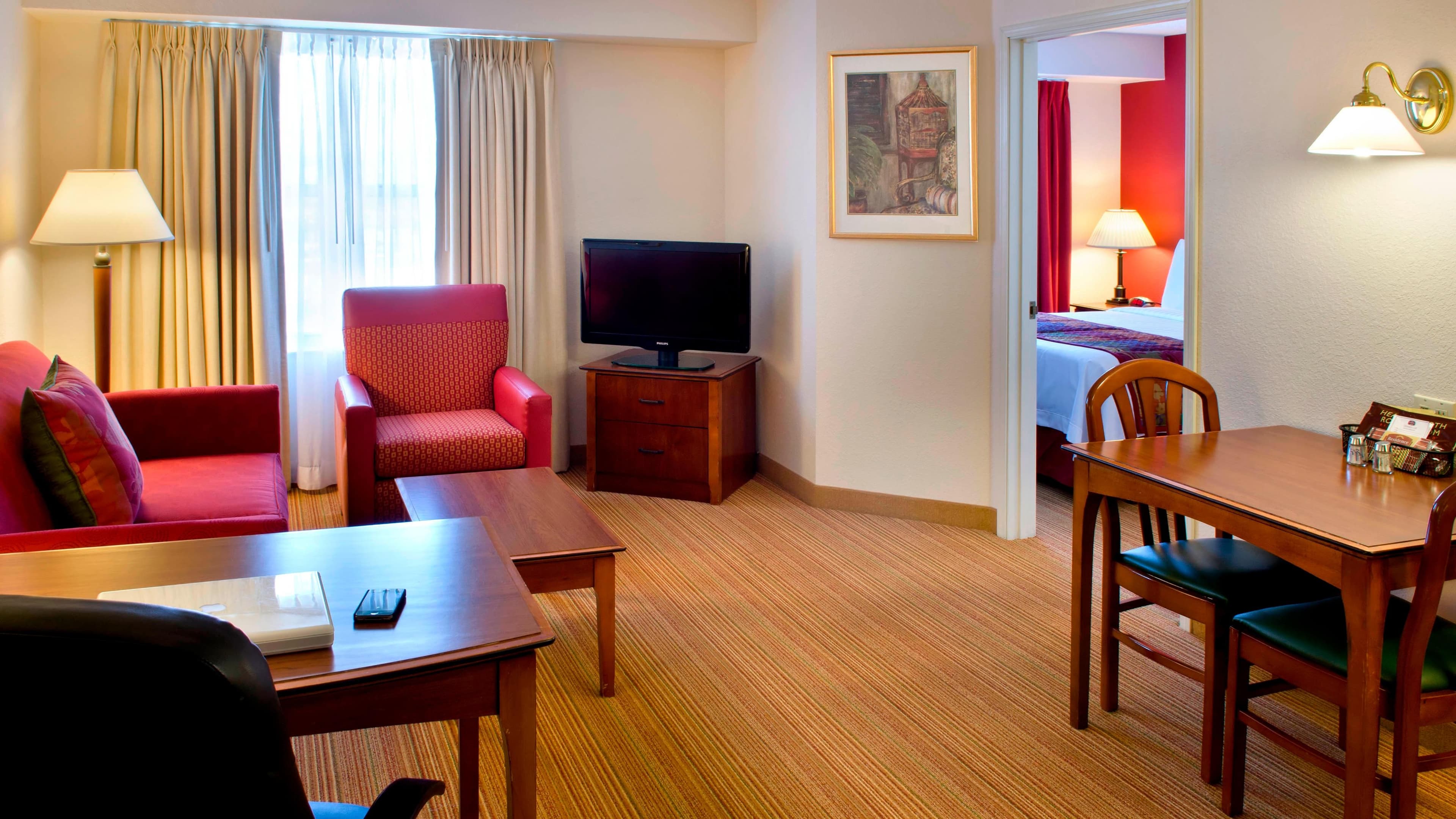 1 Bedroom Suite - Image 1