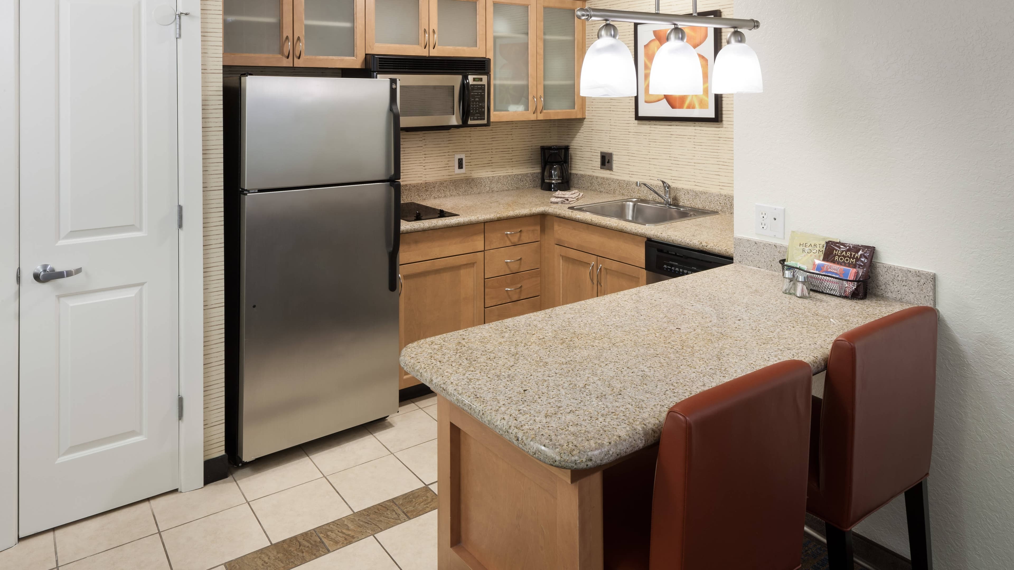 1 Bedroom Suite - Image 3