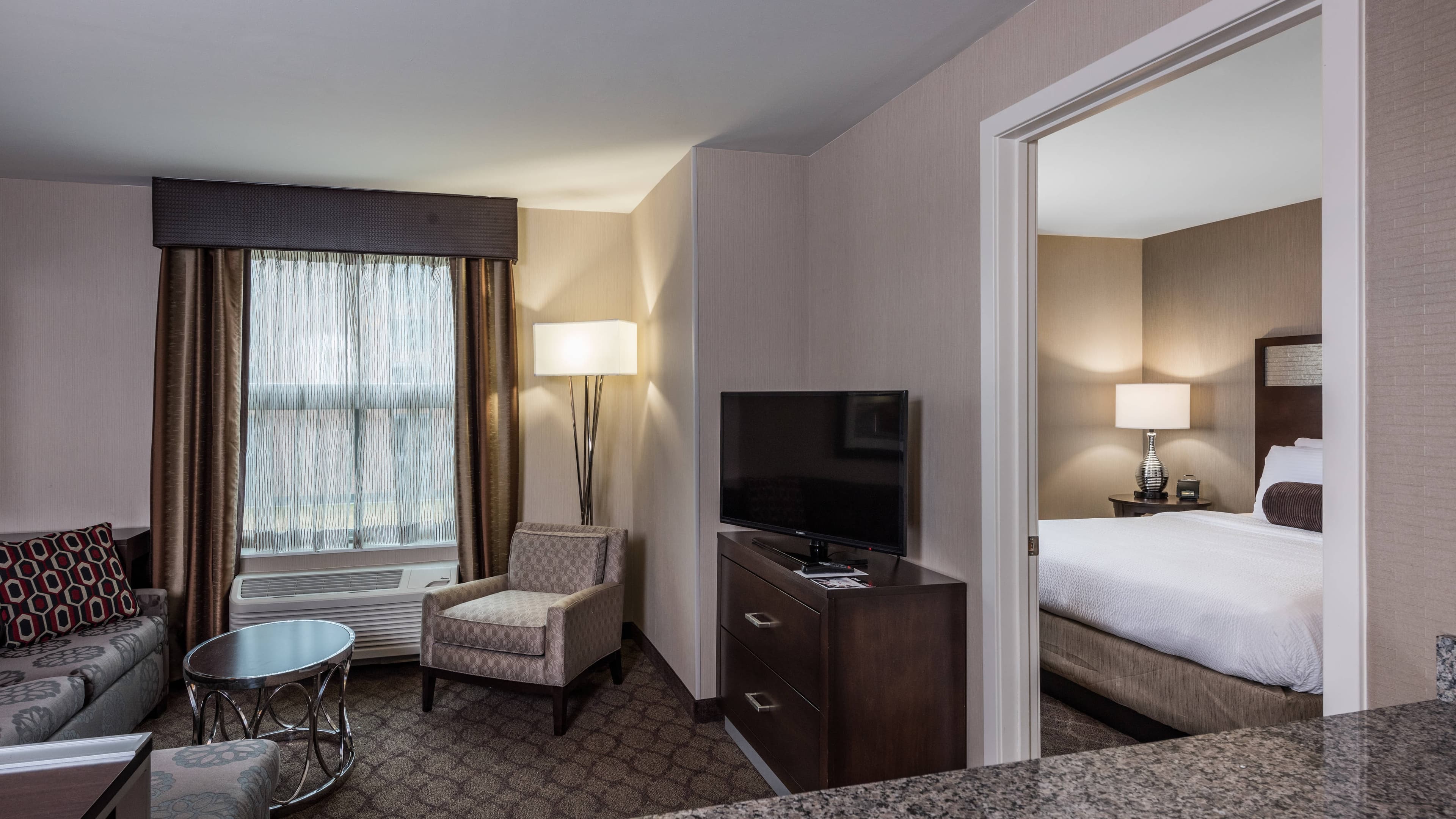 1 Bedroom Suite - Image 1