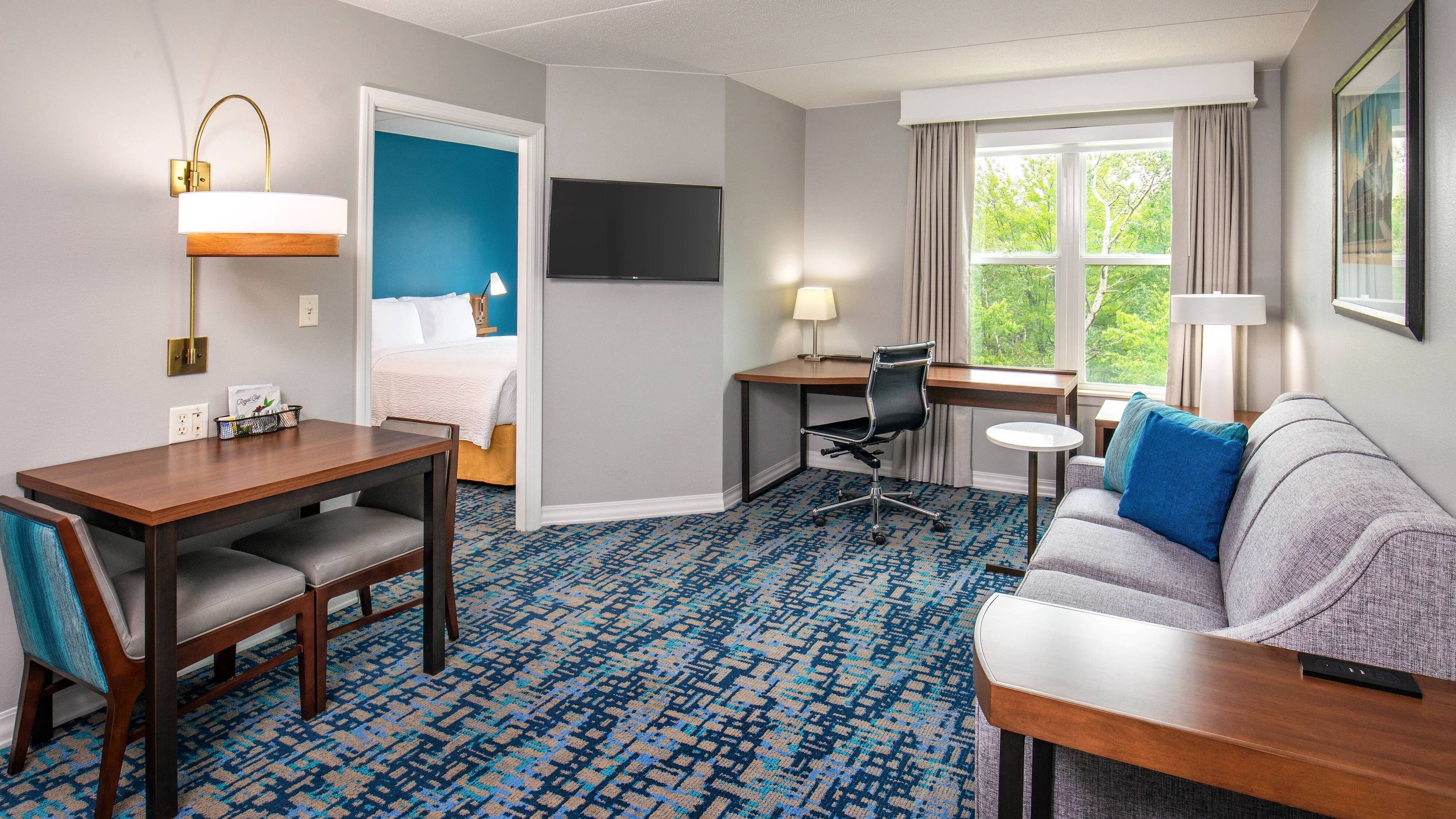 1 Bedroom Suite - Image 1