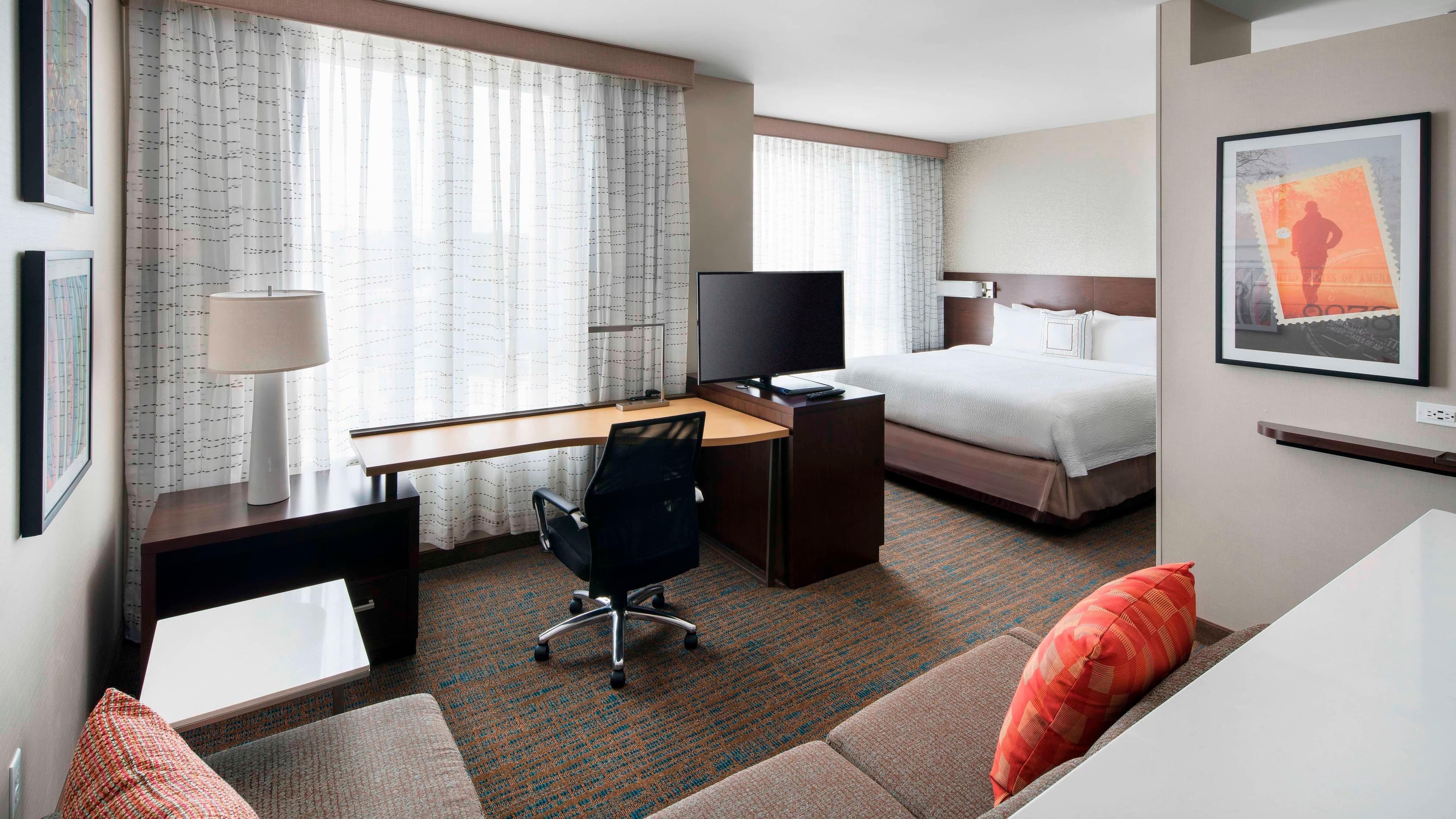 King Studio Suite - Image 1