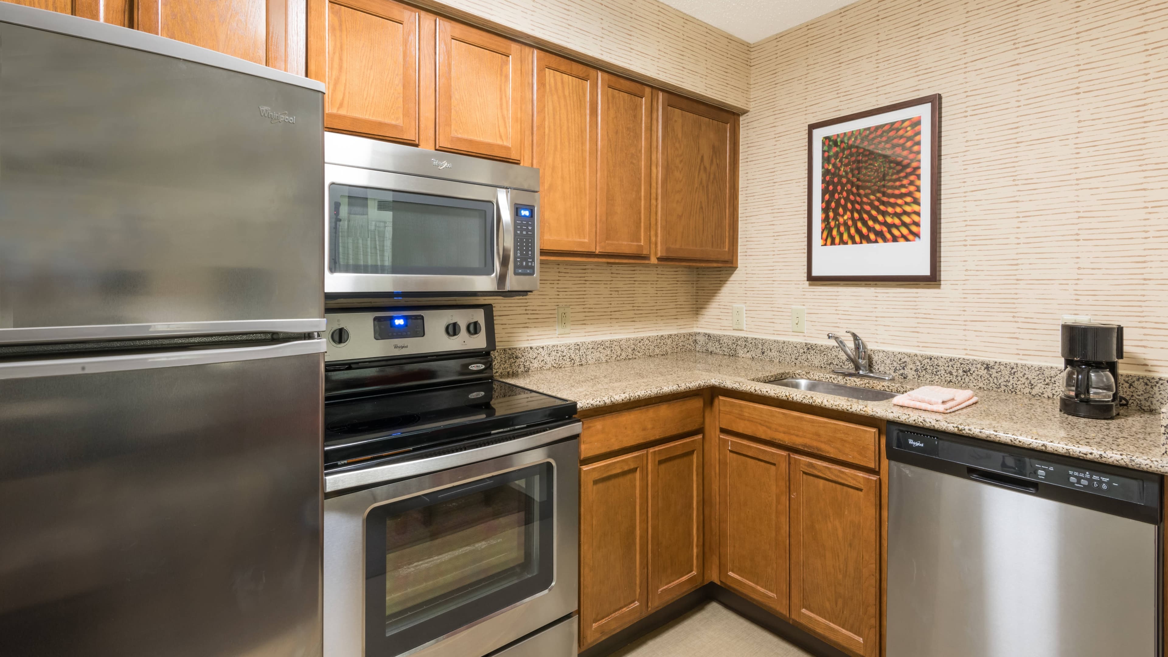 1 Bedroom 2 Room Suite - Image 3