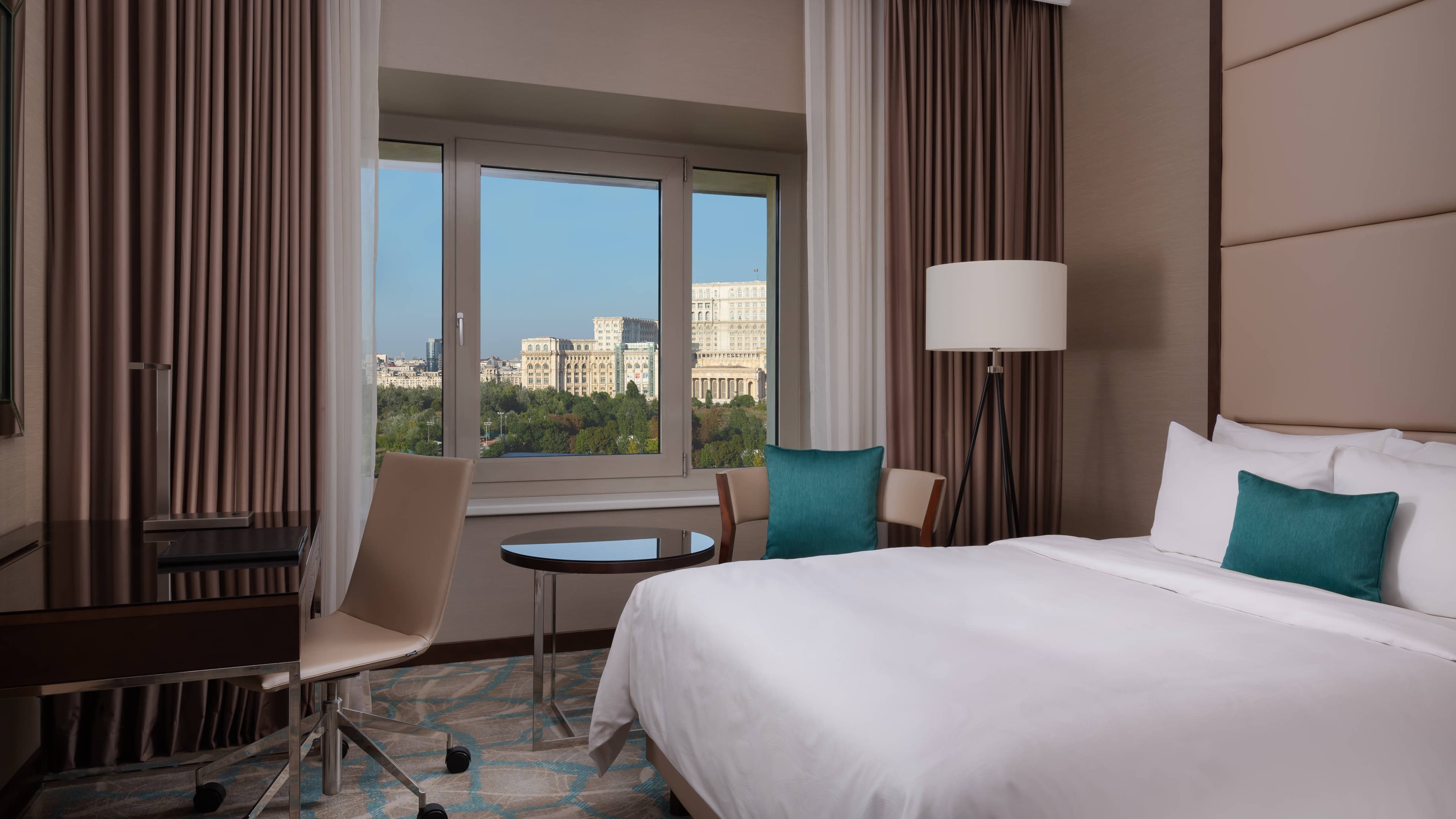 Deluxe Room - Image 1