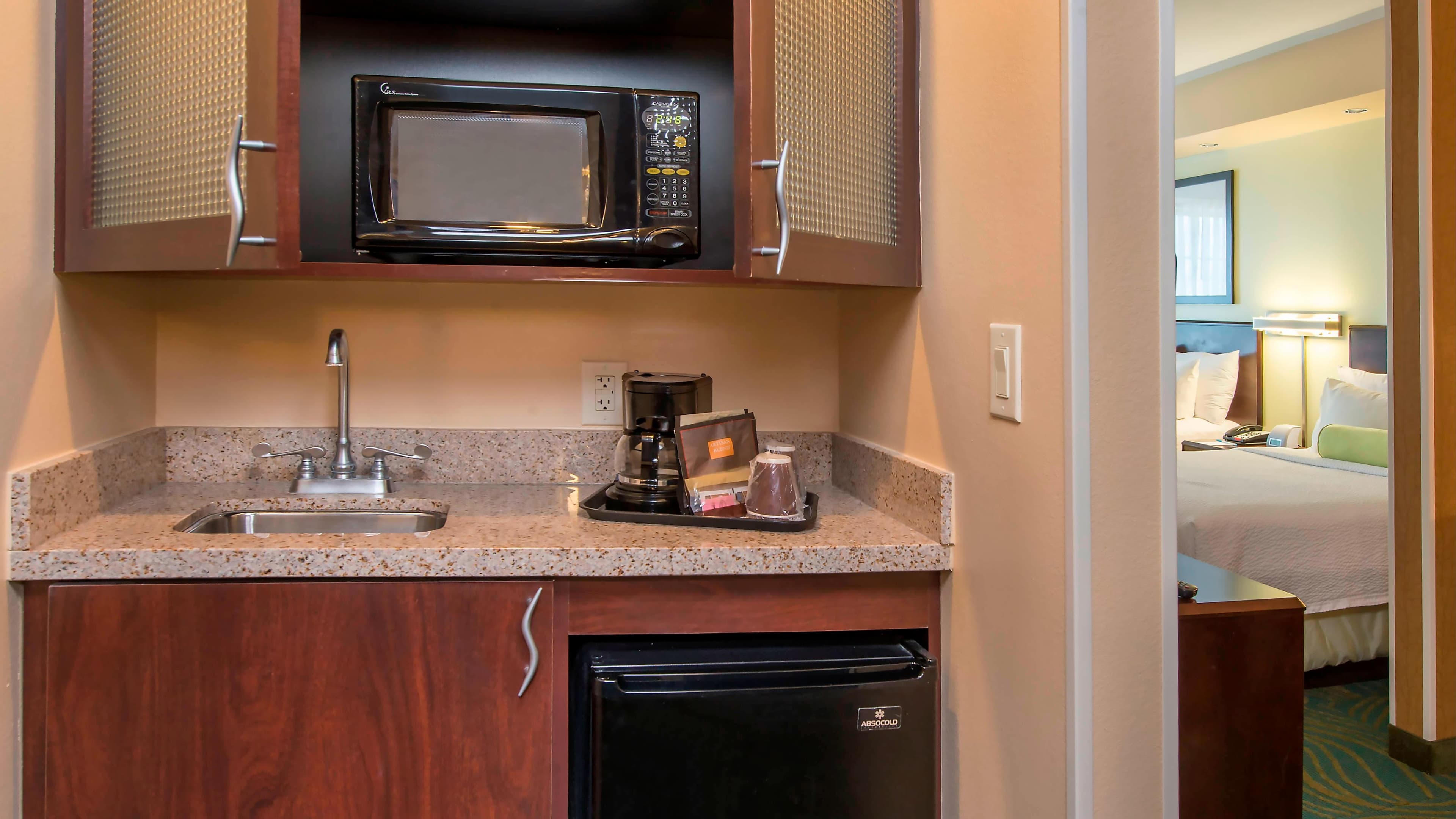 1 Bedroom Suite - Image 3