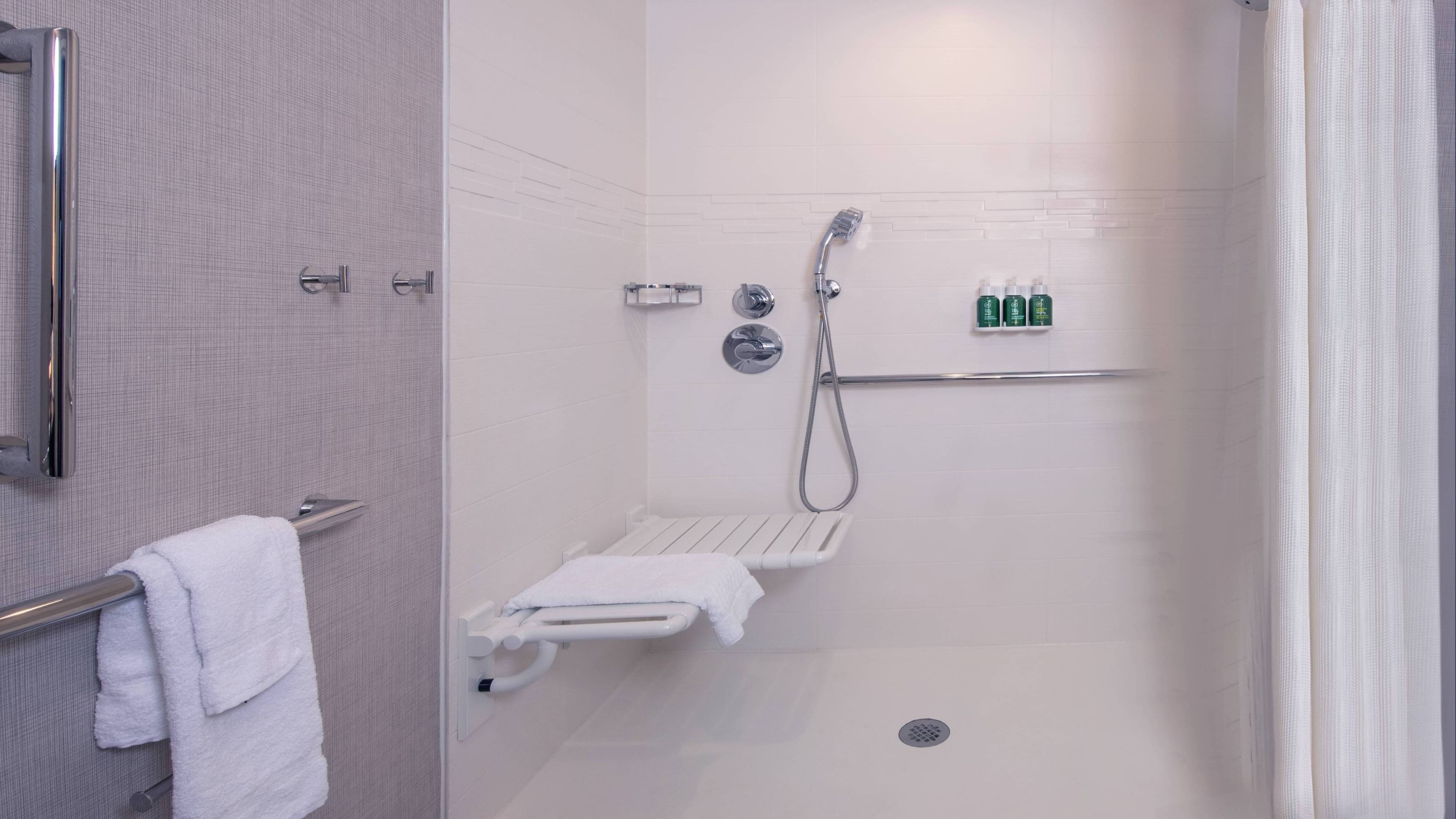 1 Bedroom Suite - Image 6