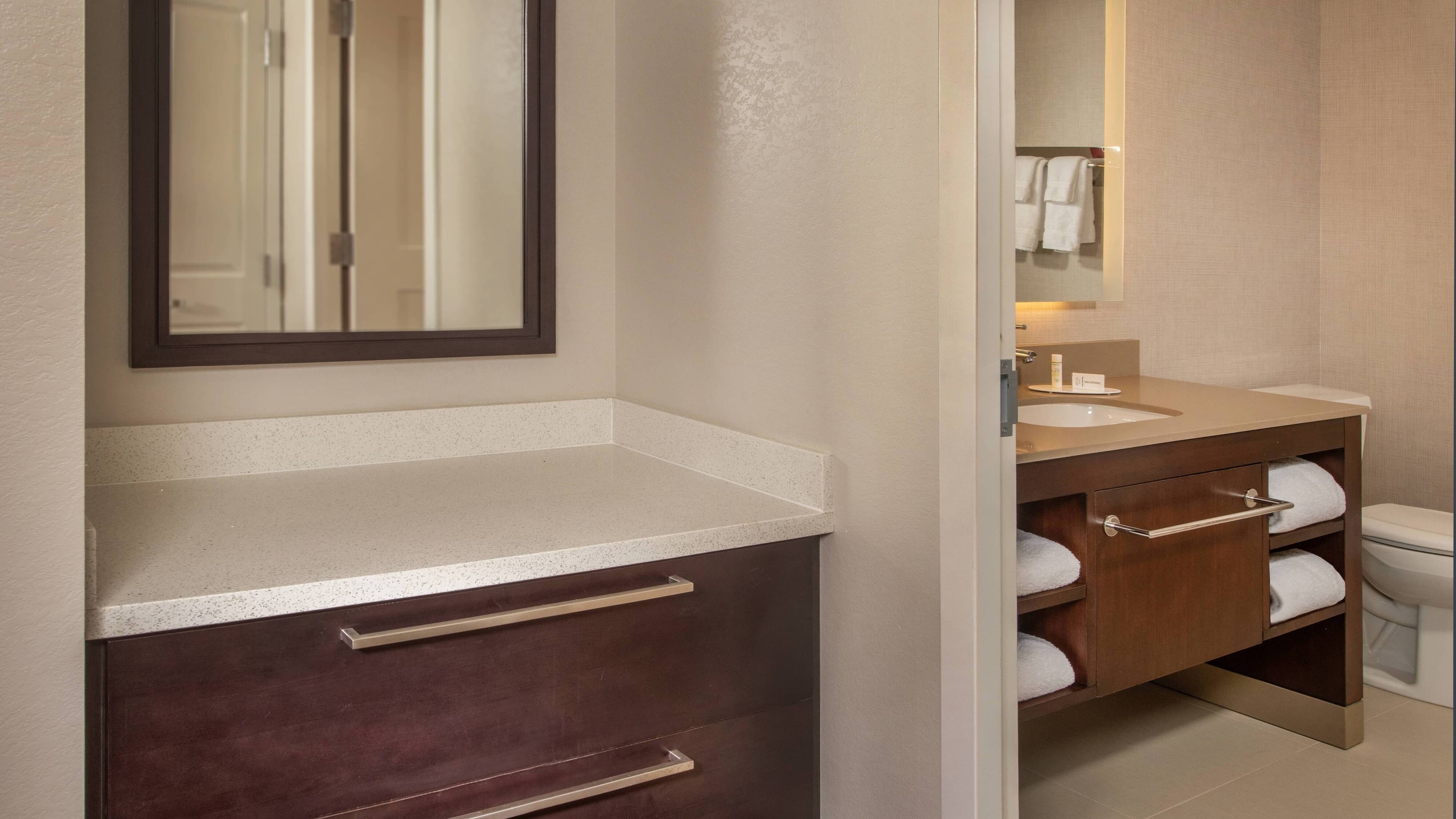 1 Bedroom Suite - Image 5