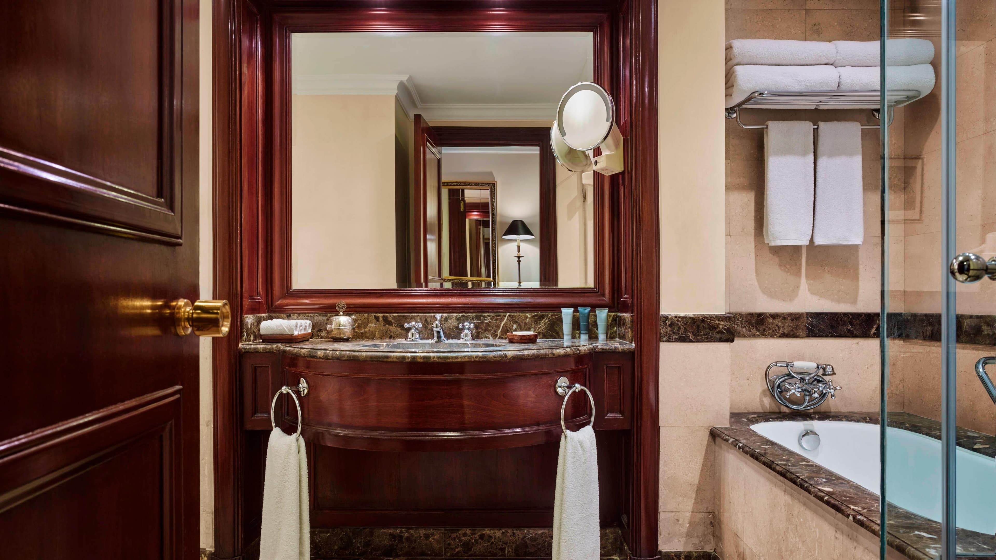 Deluxe Double Pool /Golf - Image 5