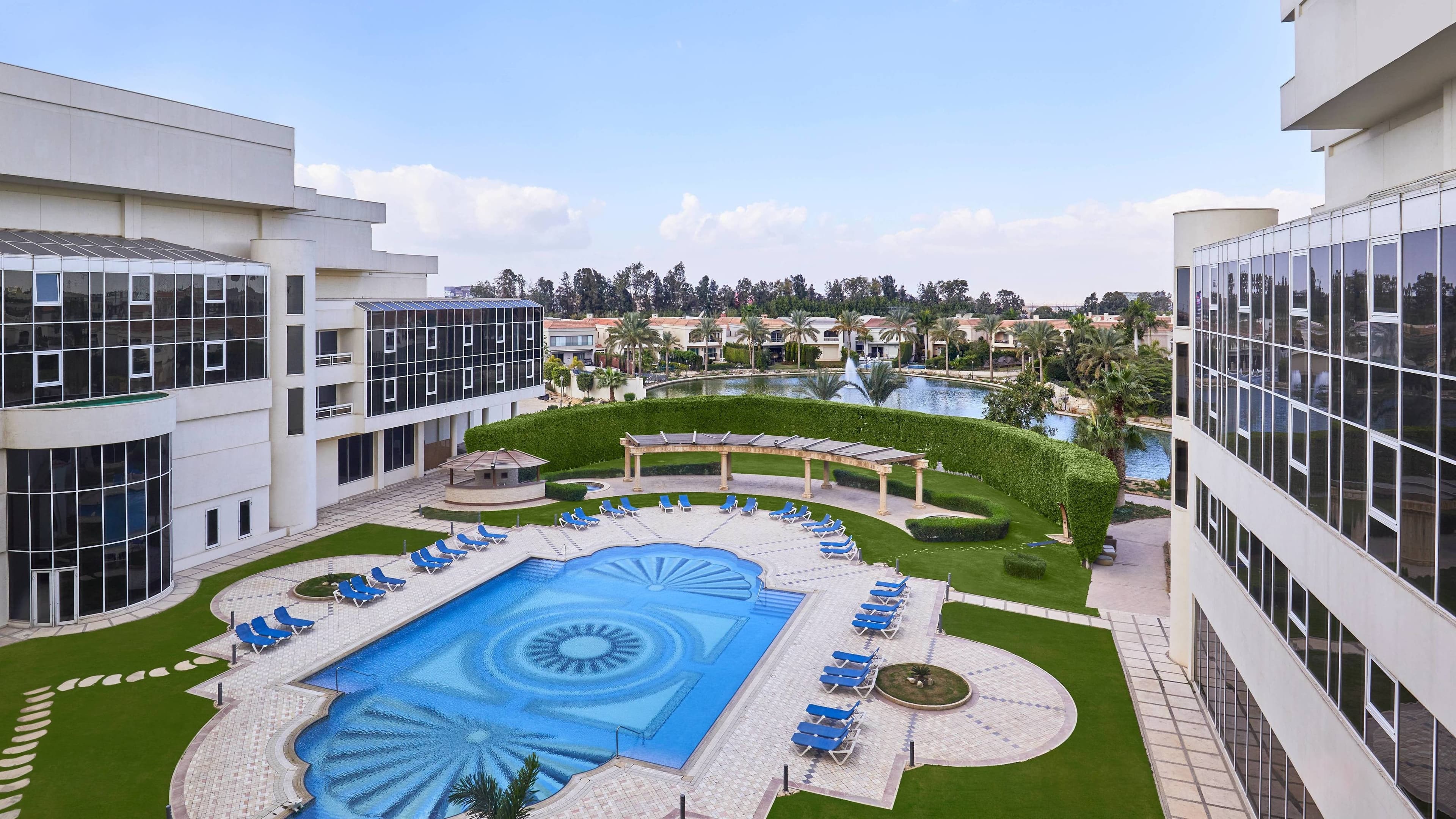 Deluxe Double Pool /Golf - Image 2