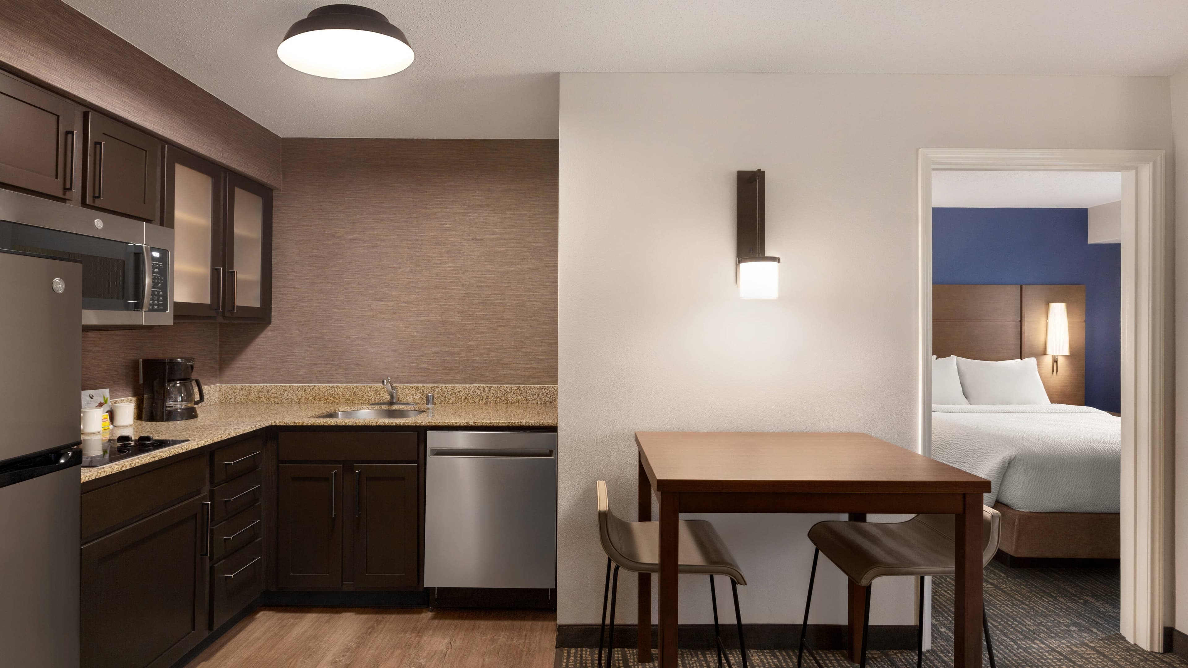 1 Bedroom Suite - Image 1