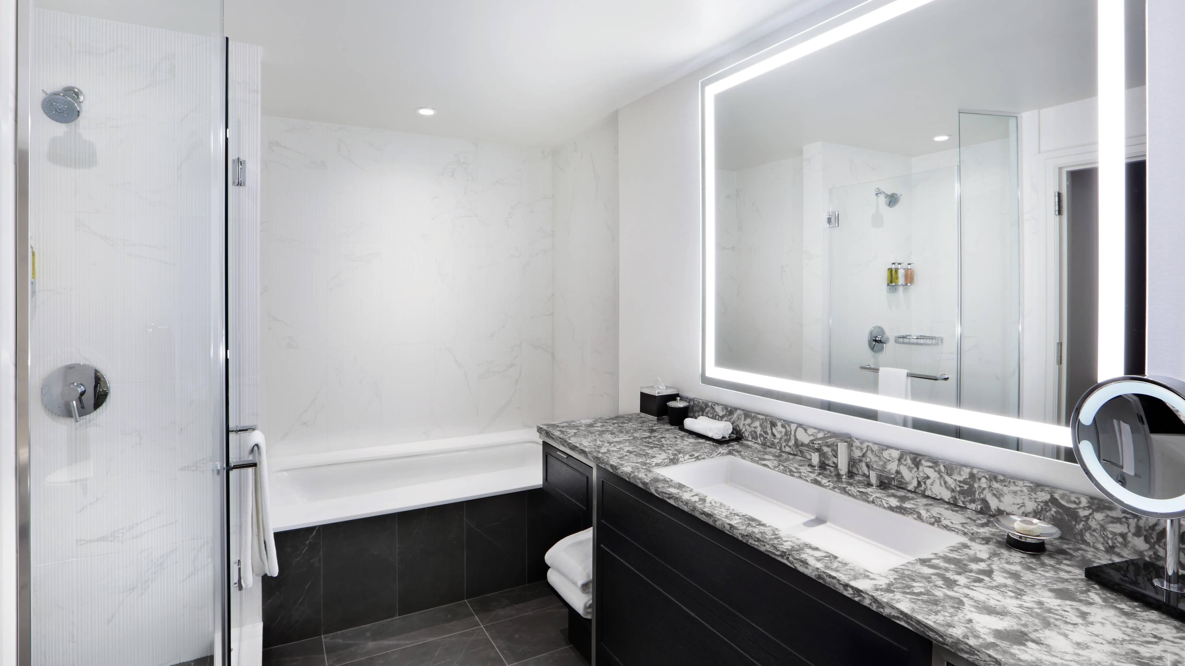 Deluxe King - Image 3