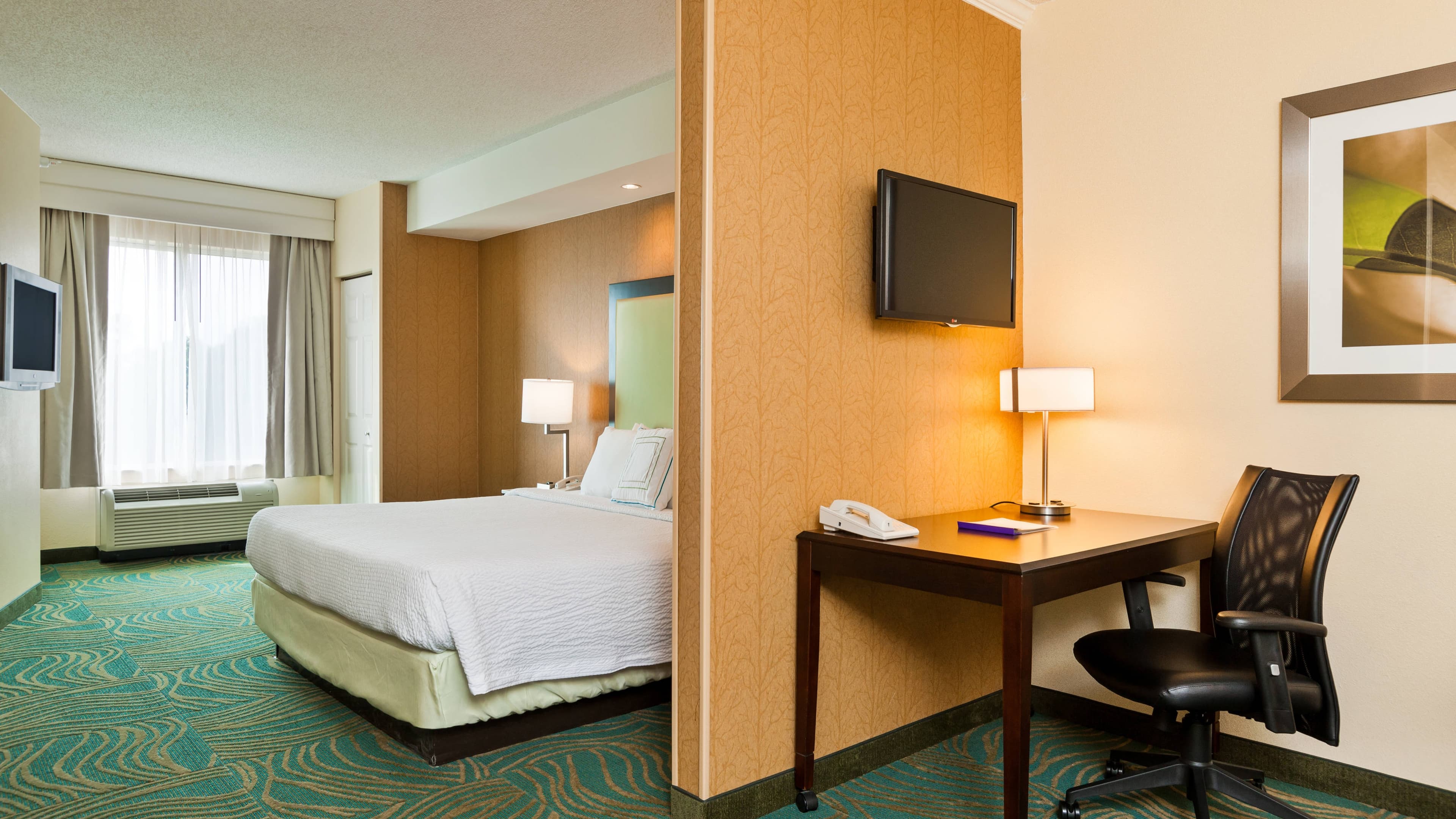 Larger Studio - Image 1