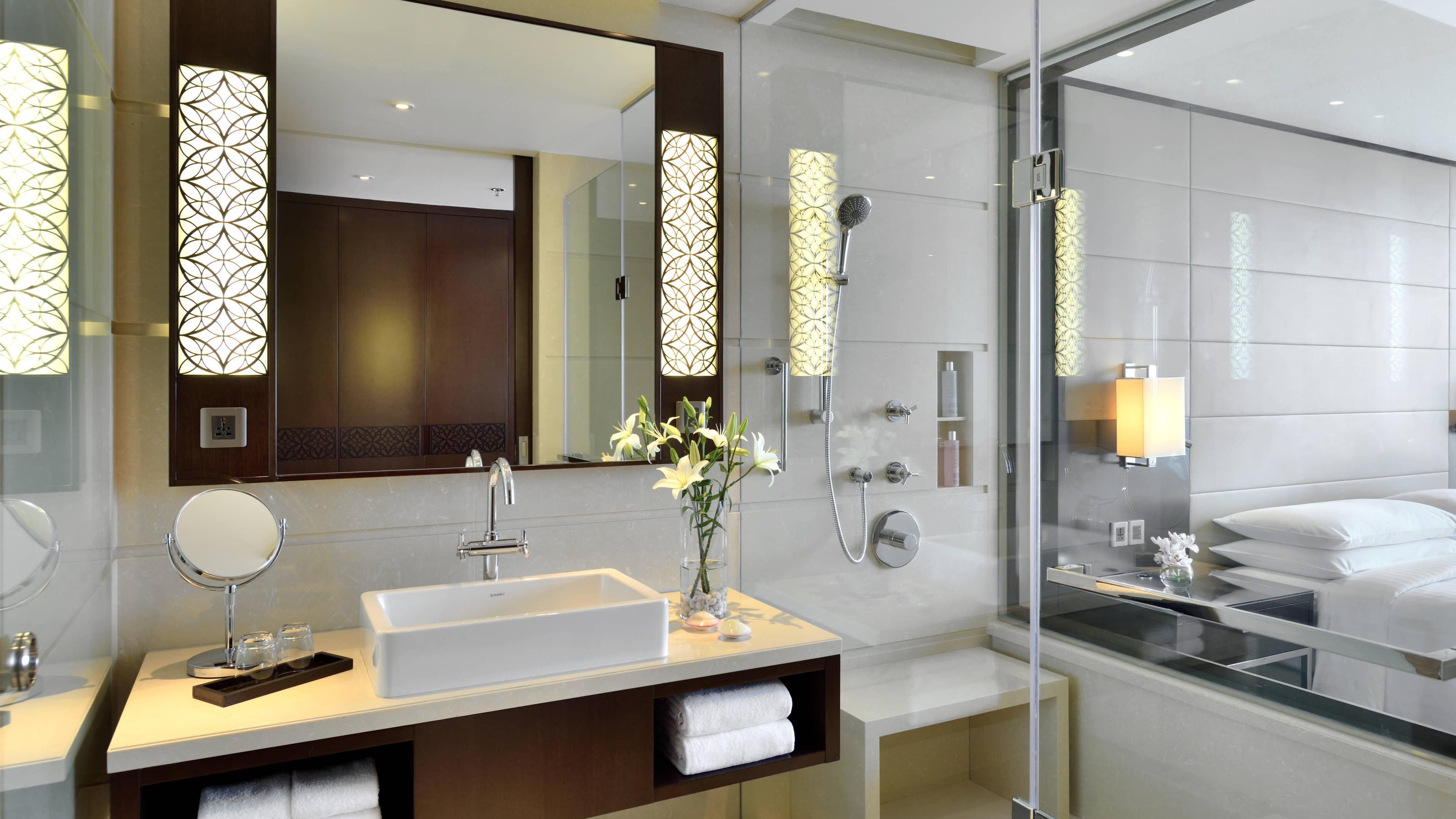 Deluxe Guest room - Image 3