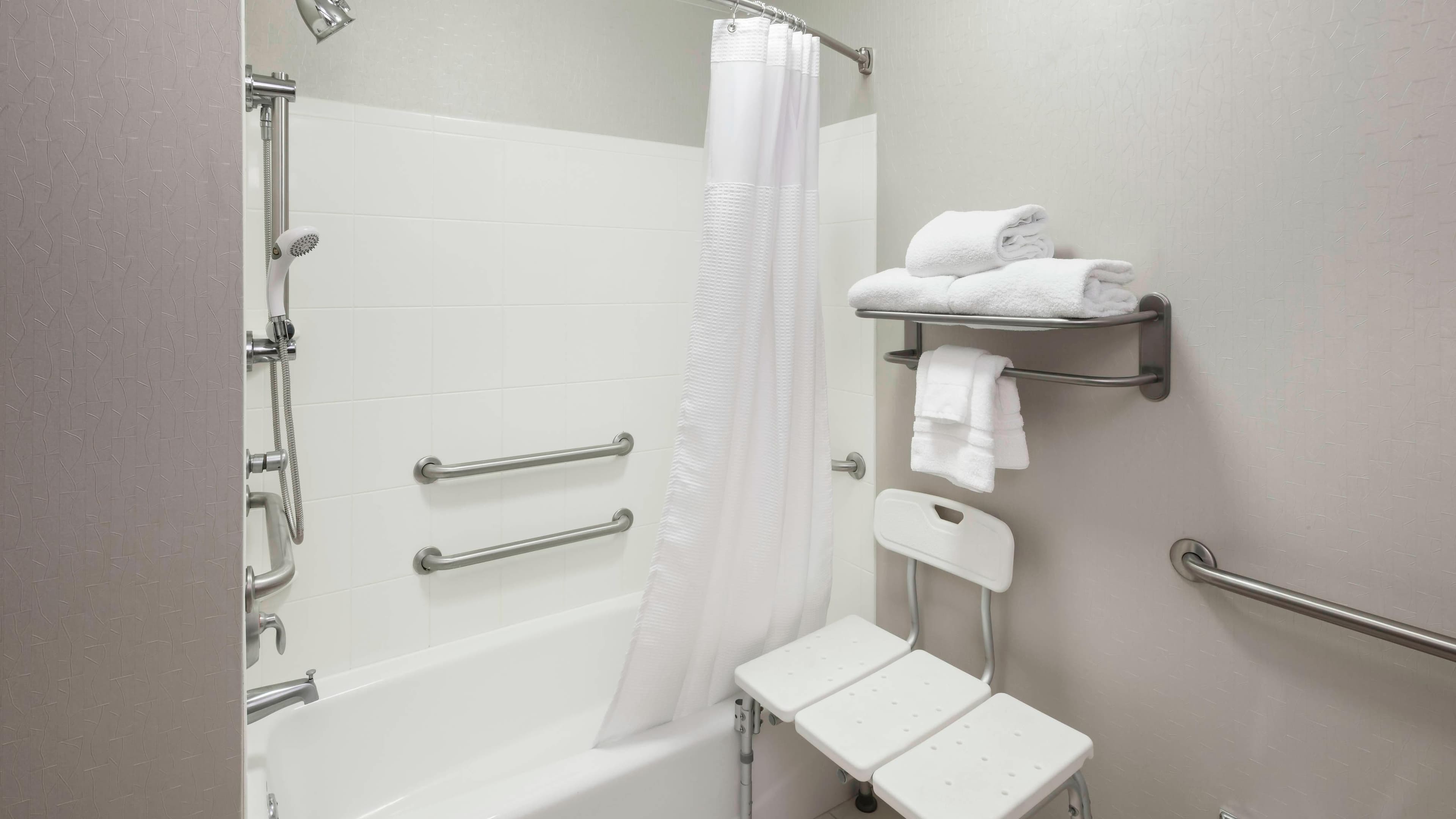 1 Bedroom Suite - Image 5