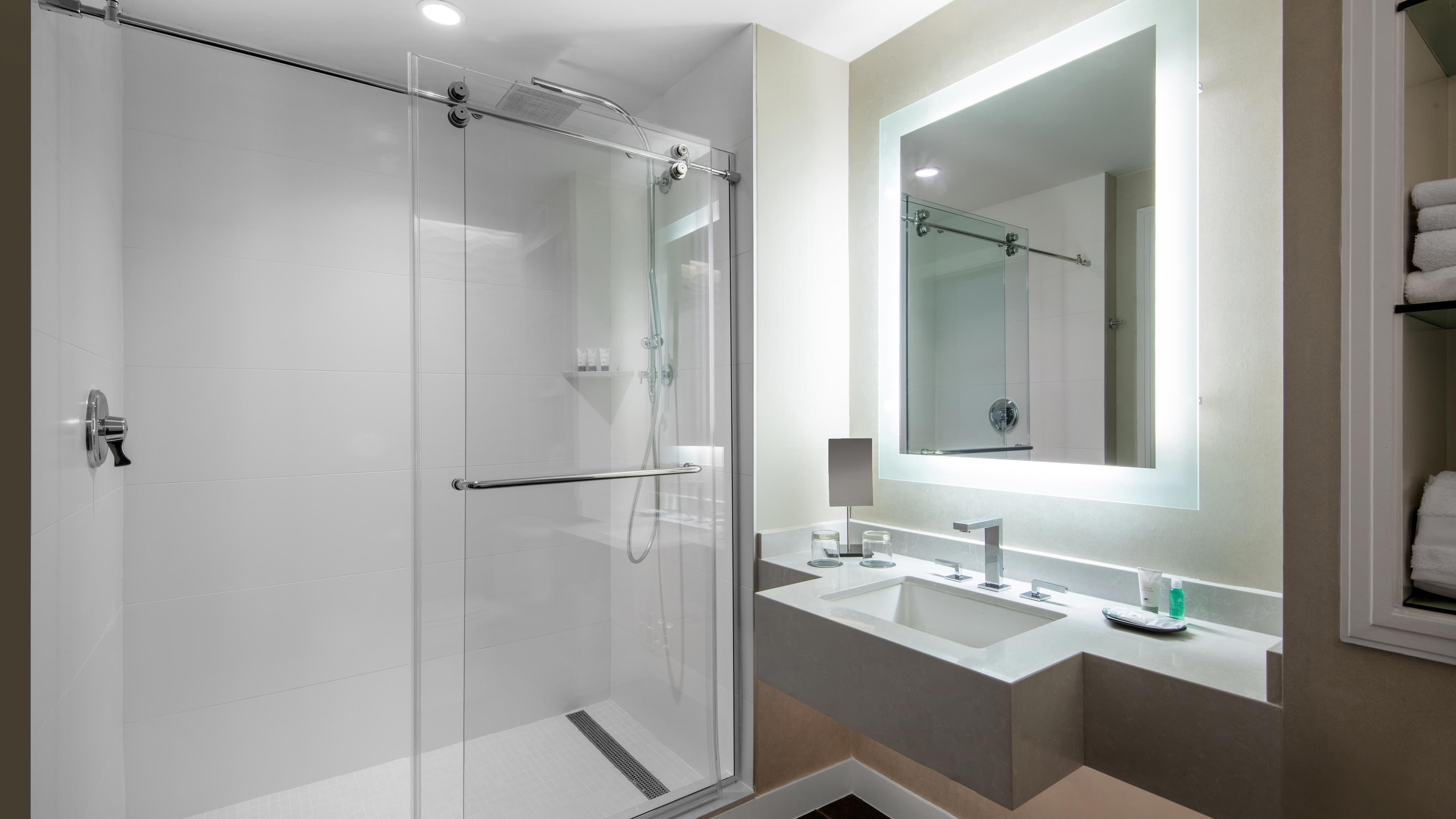 Traditional King - Image 6