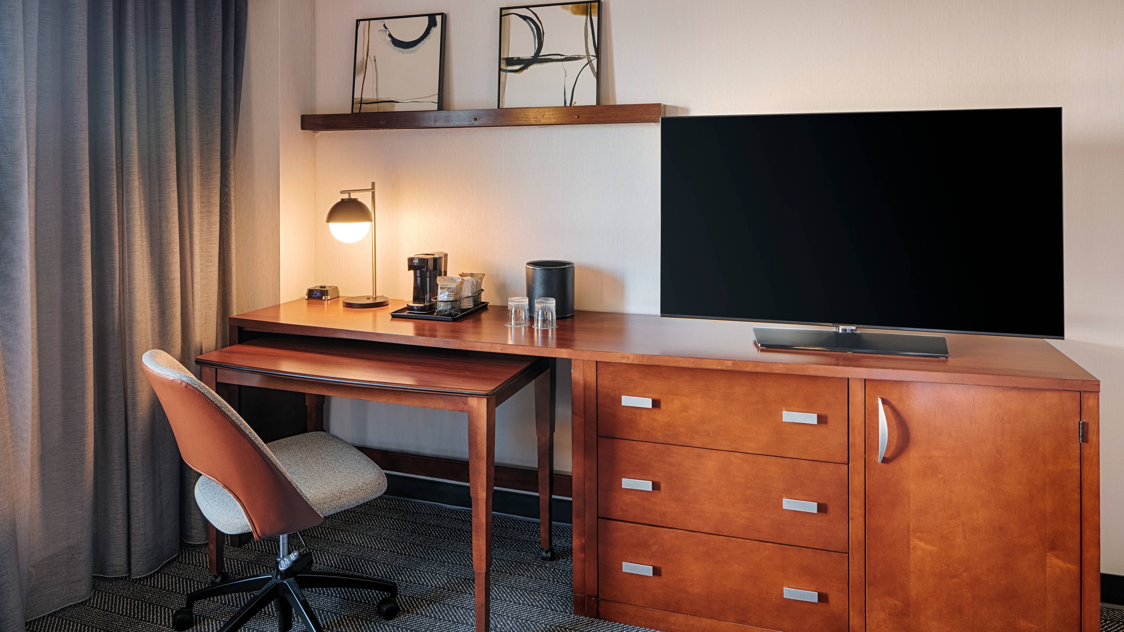 Two Double Guest Room - Image 2