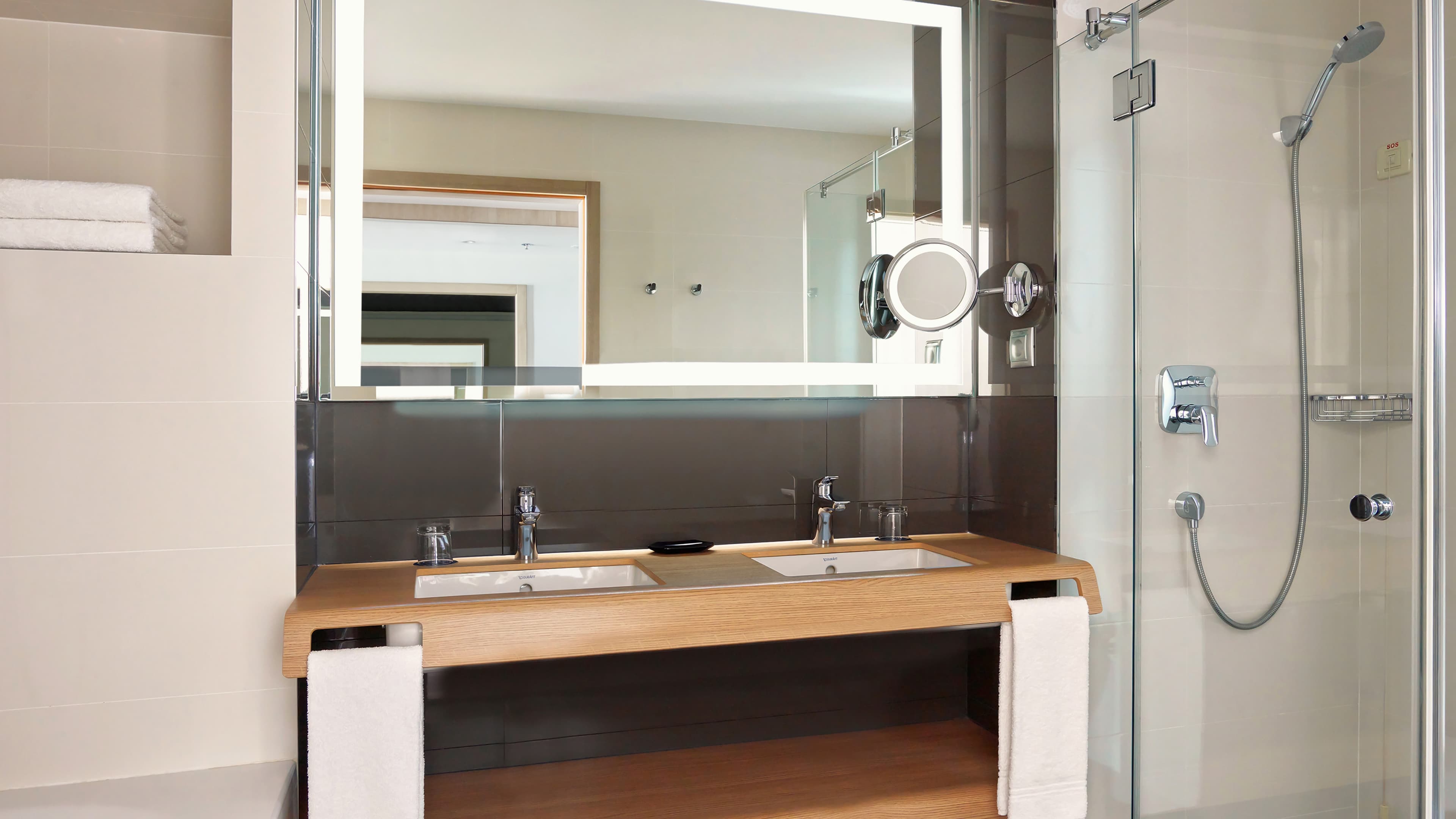 Classic King Room - Image 3