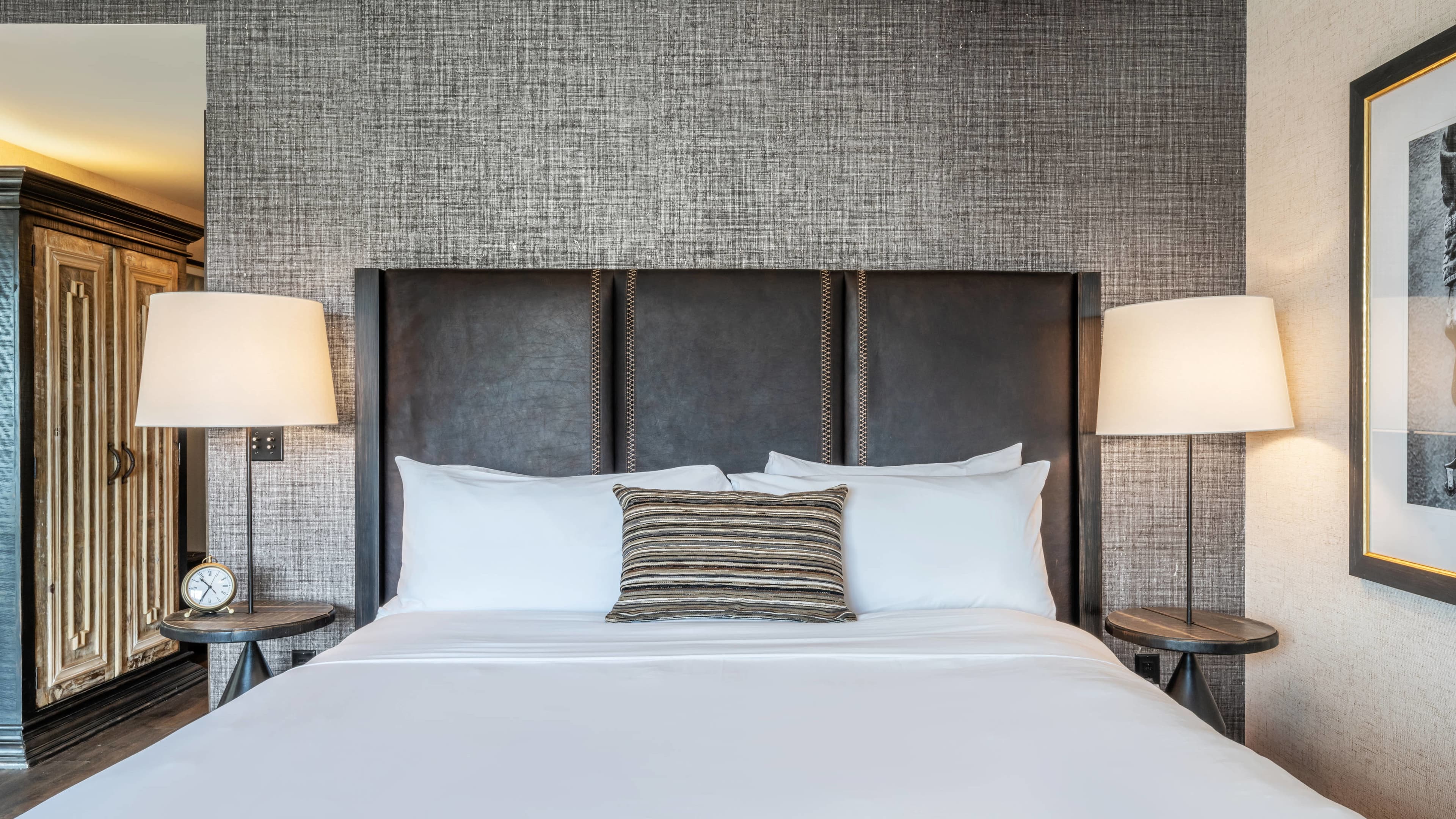 Deluxe Guest room - Image 2