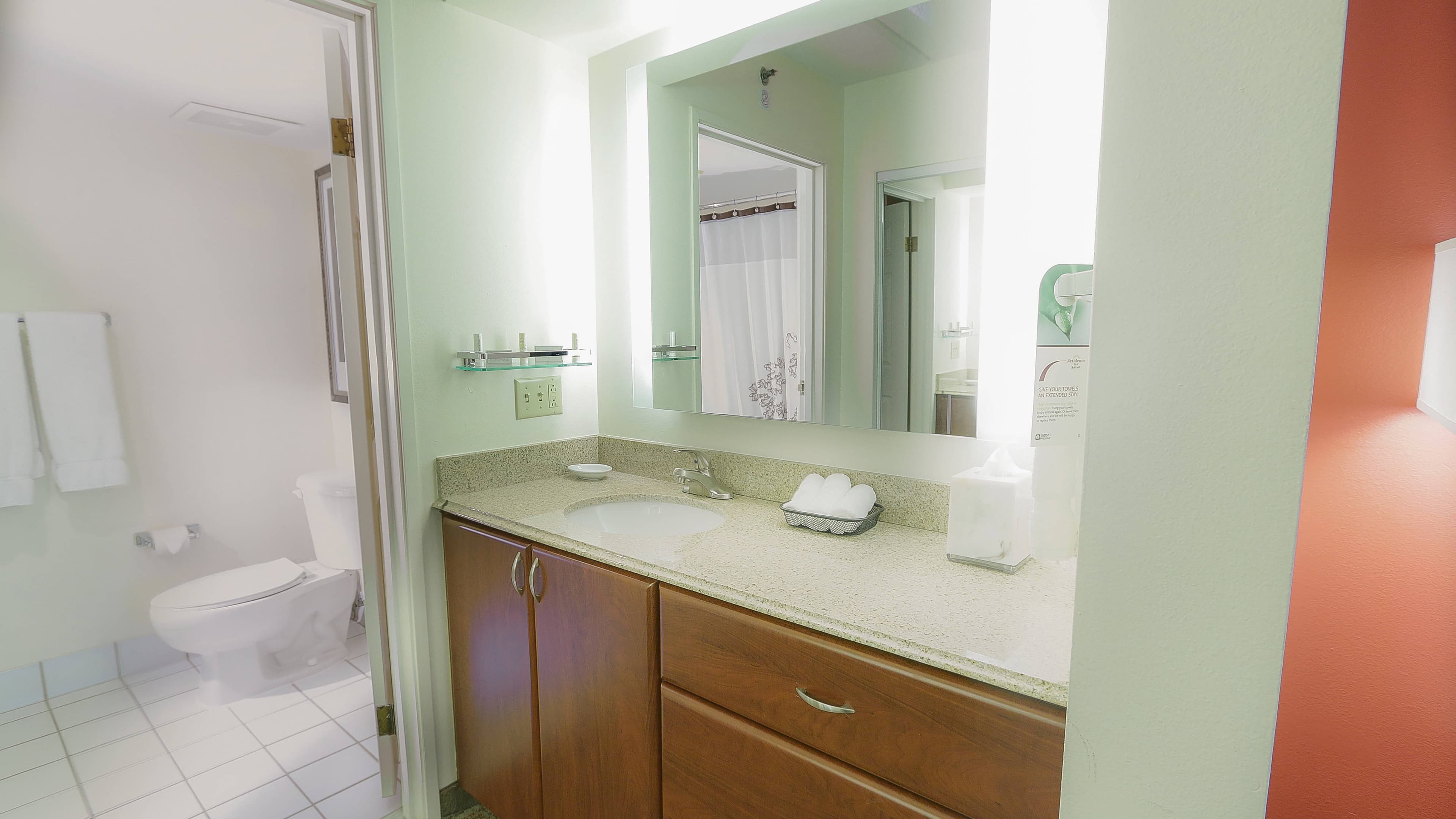 1 Bedroom Suite - Image 5