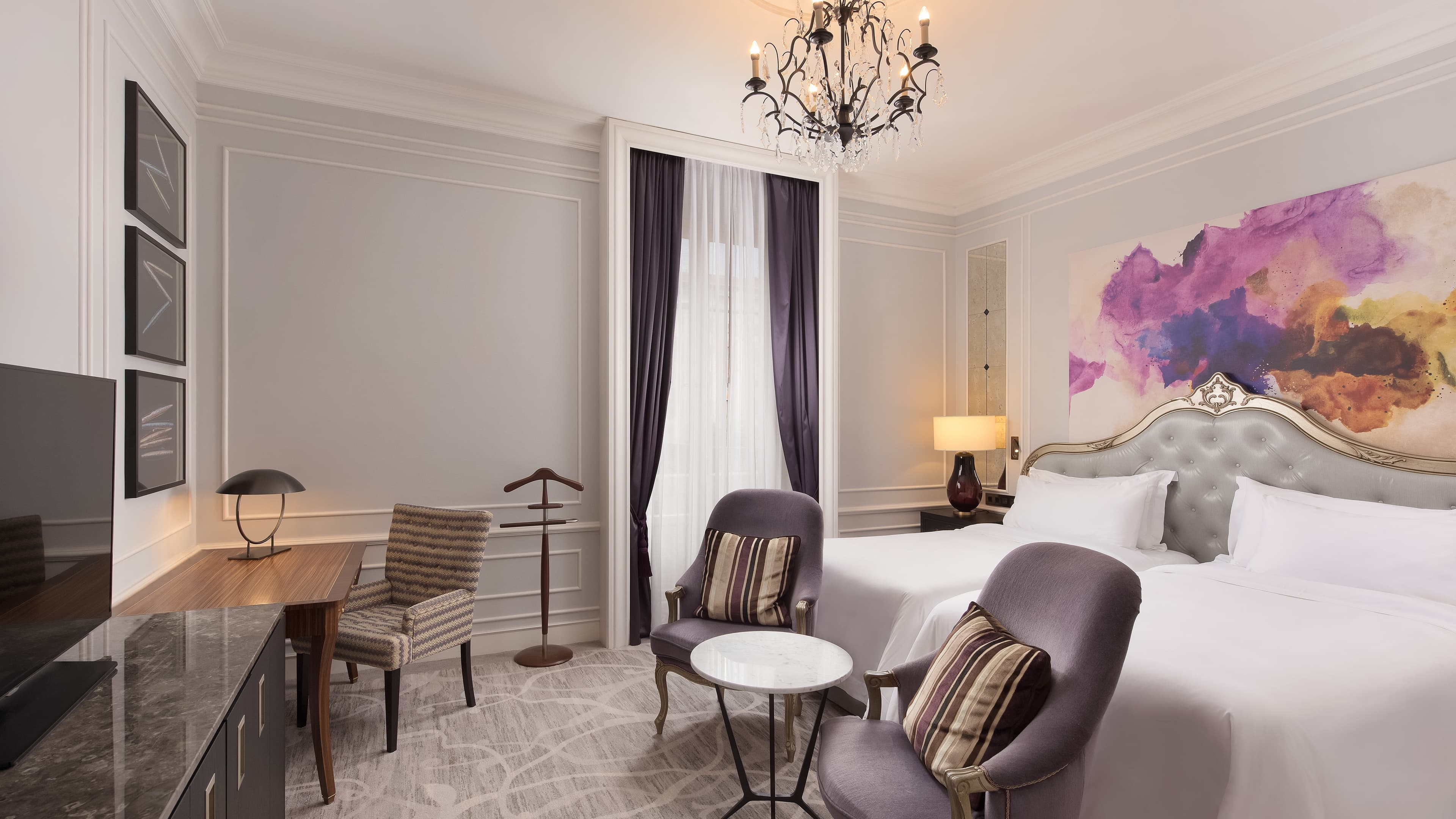 Deluxe room - Image 1