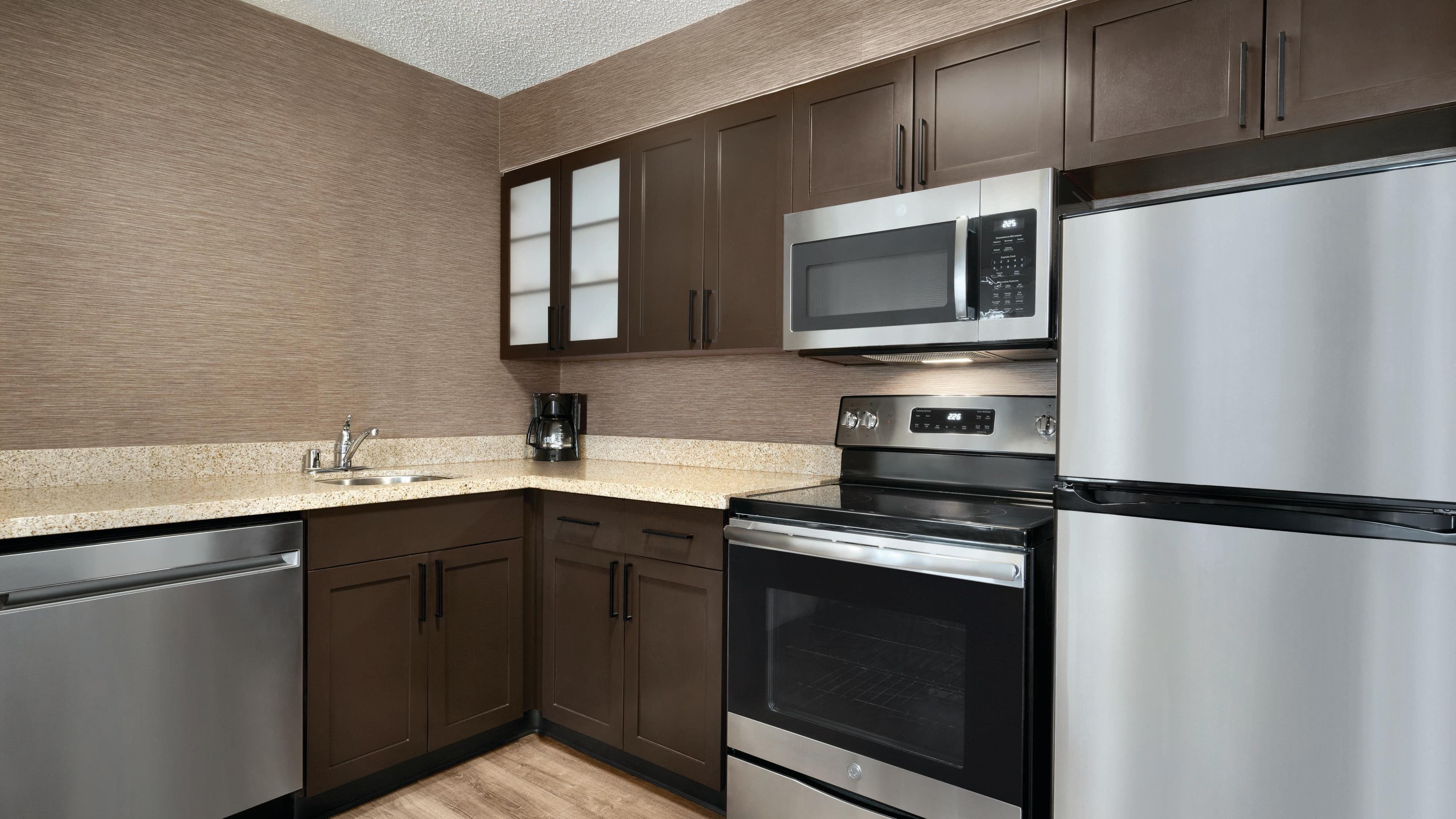 1 Bedroom Suite - Image 4