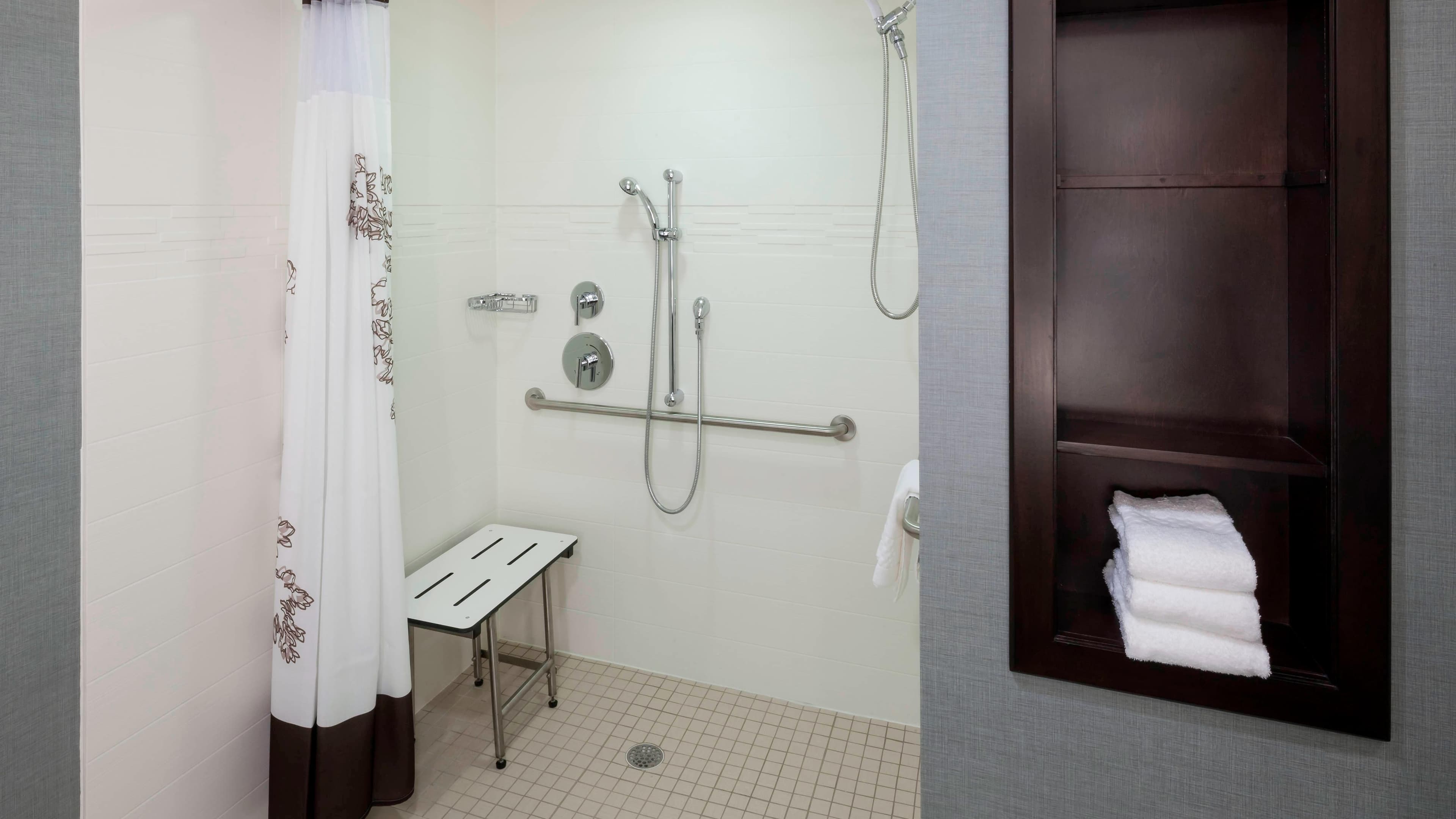 1 Bedroom Suite - Image 9